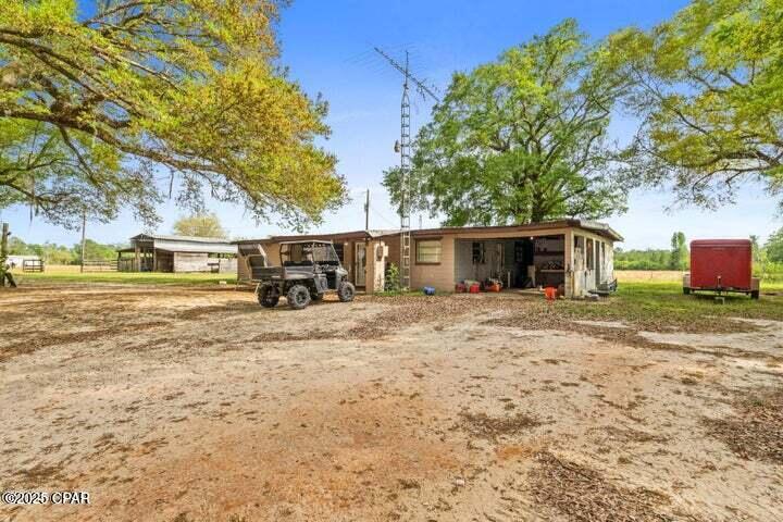 Listing photo id 2 for 1479 Curry Ferry Road