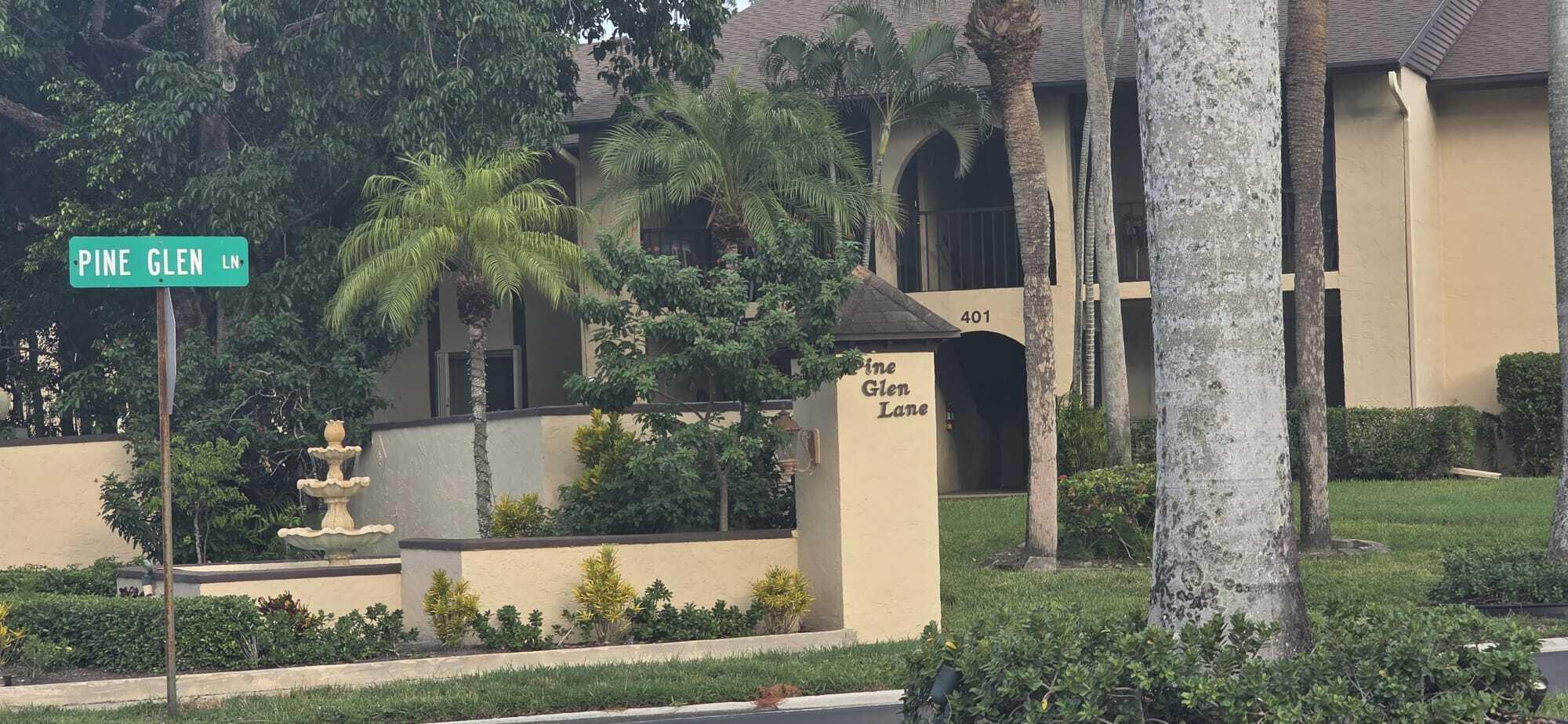 Homes for sale in Greenacres, FL | 410 Pine Glen Lane #D2, Greenacres, FL 33463 | MLS# R11120848