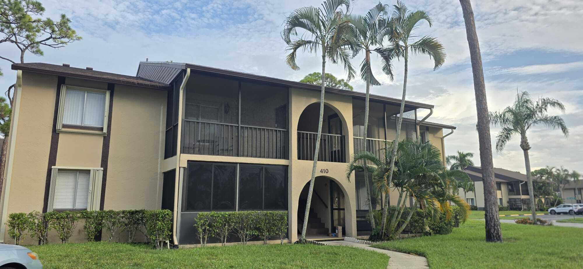 Homes for sale in Greenacres, FL | 410 Pine Glen Lane #D2, Greenacres, FL 33463 | MLS# R11120848