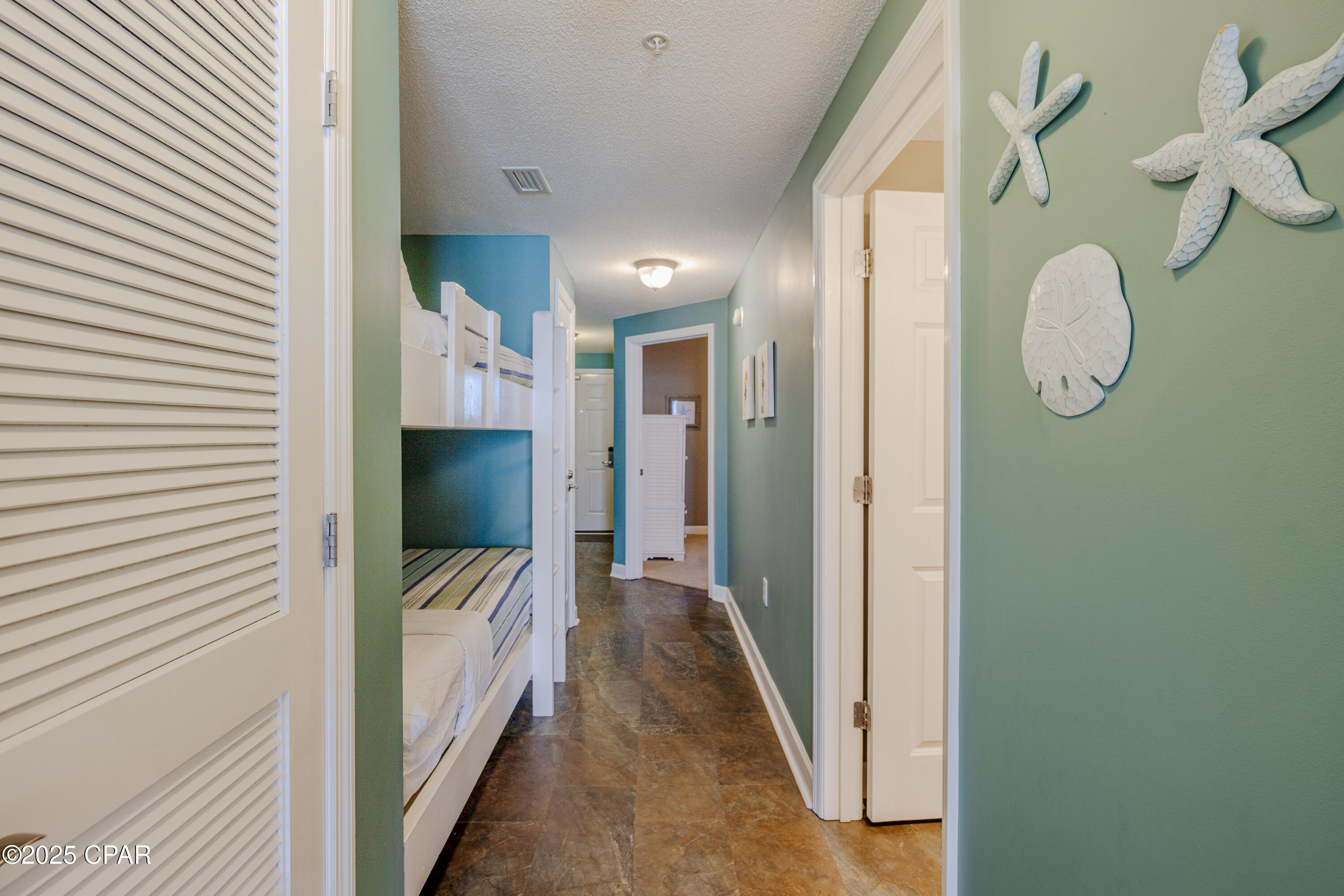 Image 8 For 5115 Gulf Drive 1004