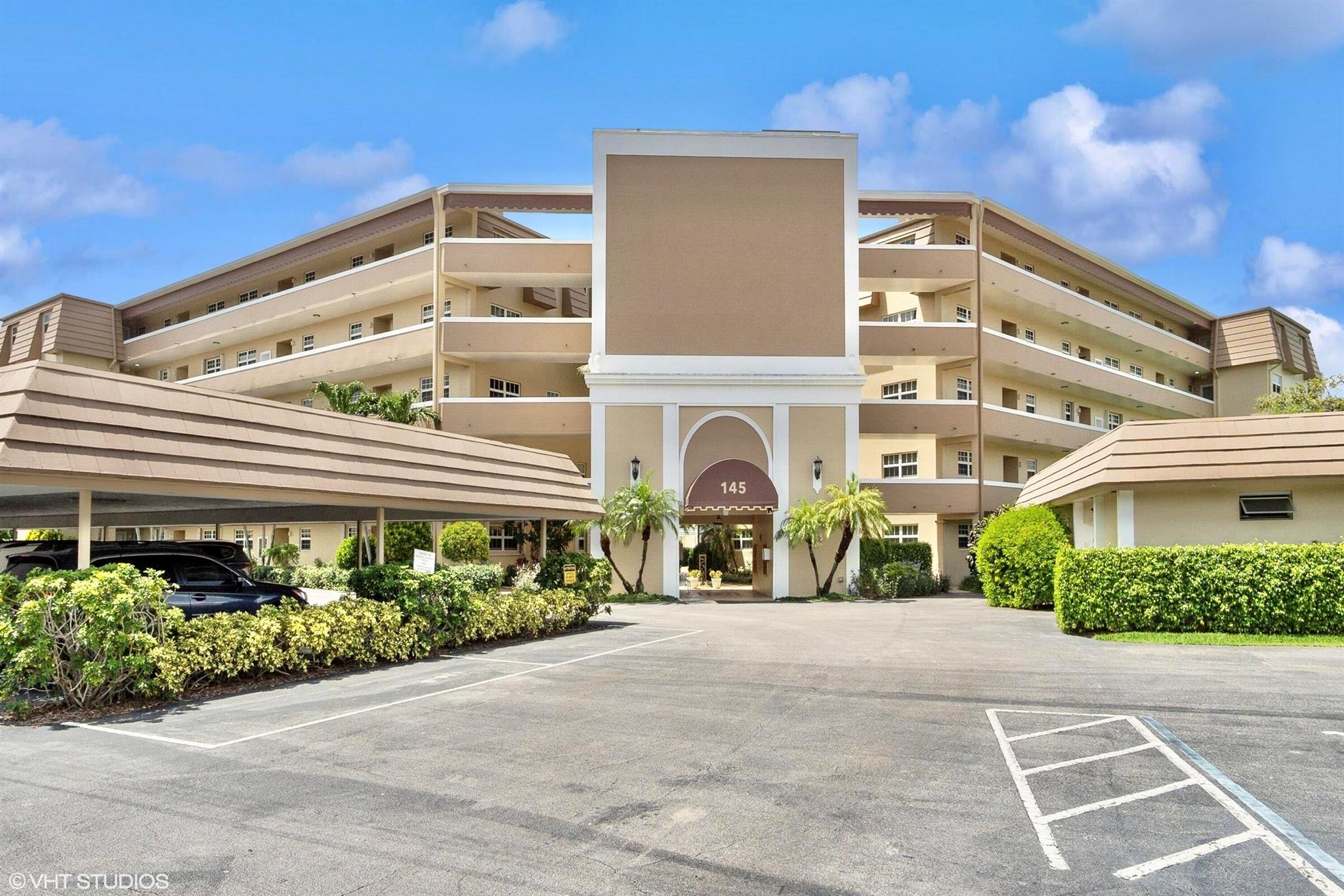 Atlantis Sherbrooke Villa