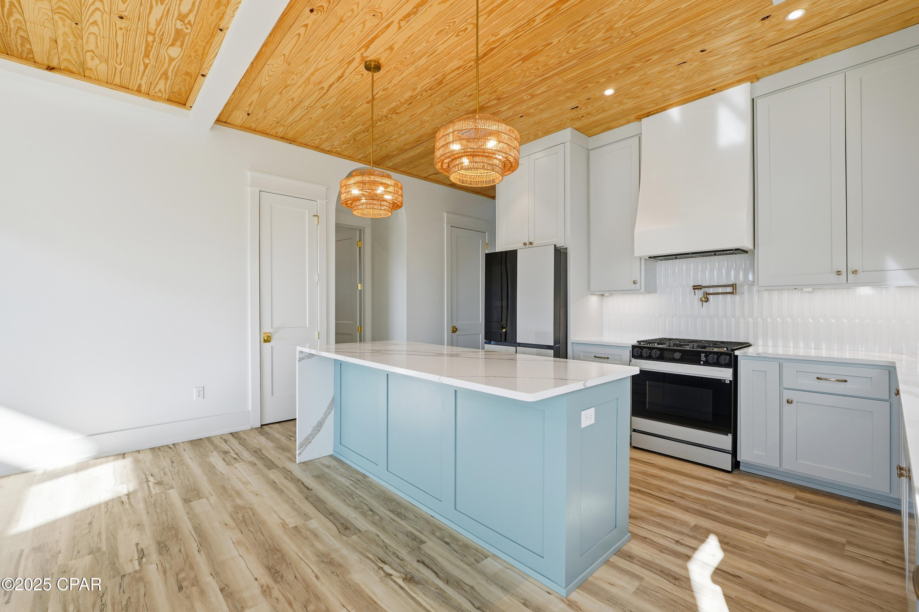 Image 10 For 21511 Pompano Avenue