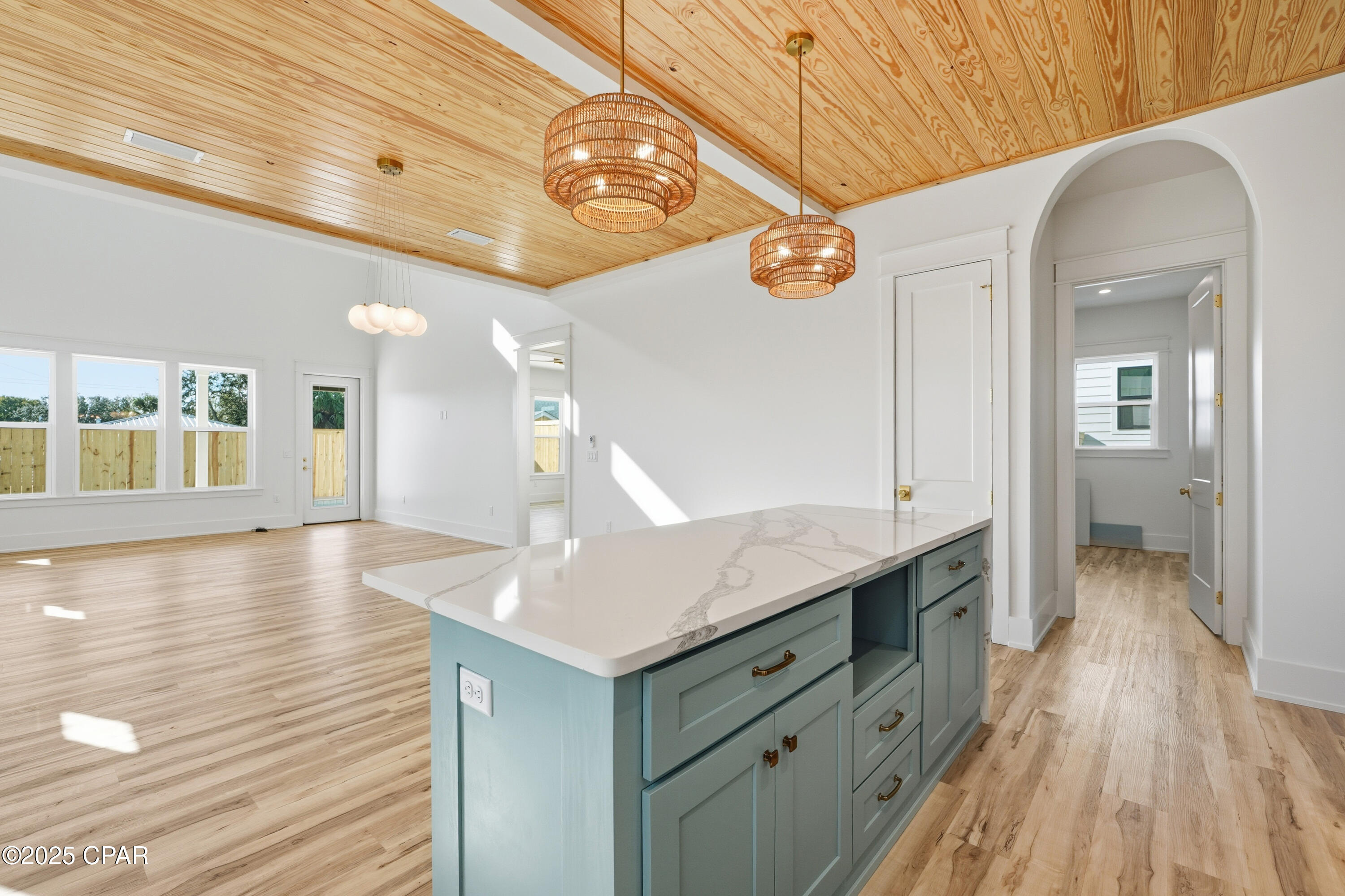 Image 11 For 21511 Pompano Avenue