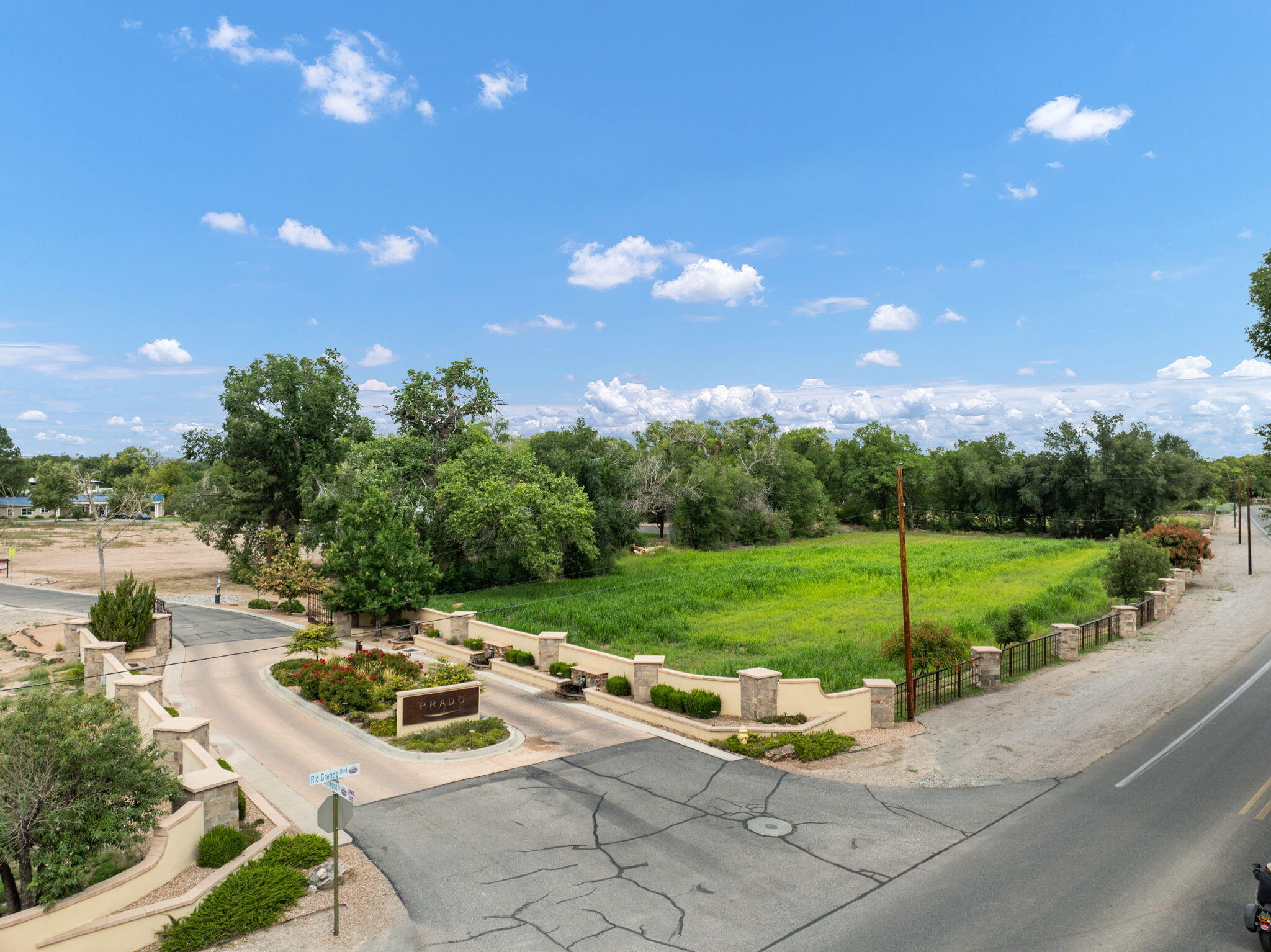 Homes for sale in Los Ranchos, NM | 1001 Cottonwood Dr Nw, Los Ranchos, NM 87107 | MLS# 1090833