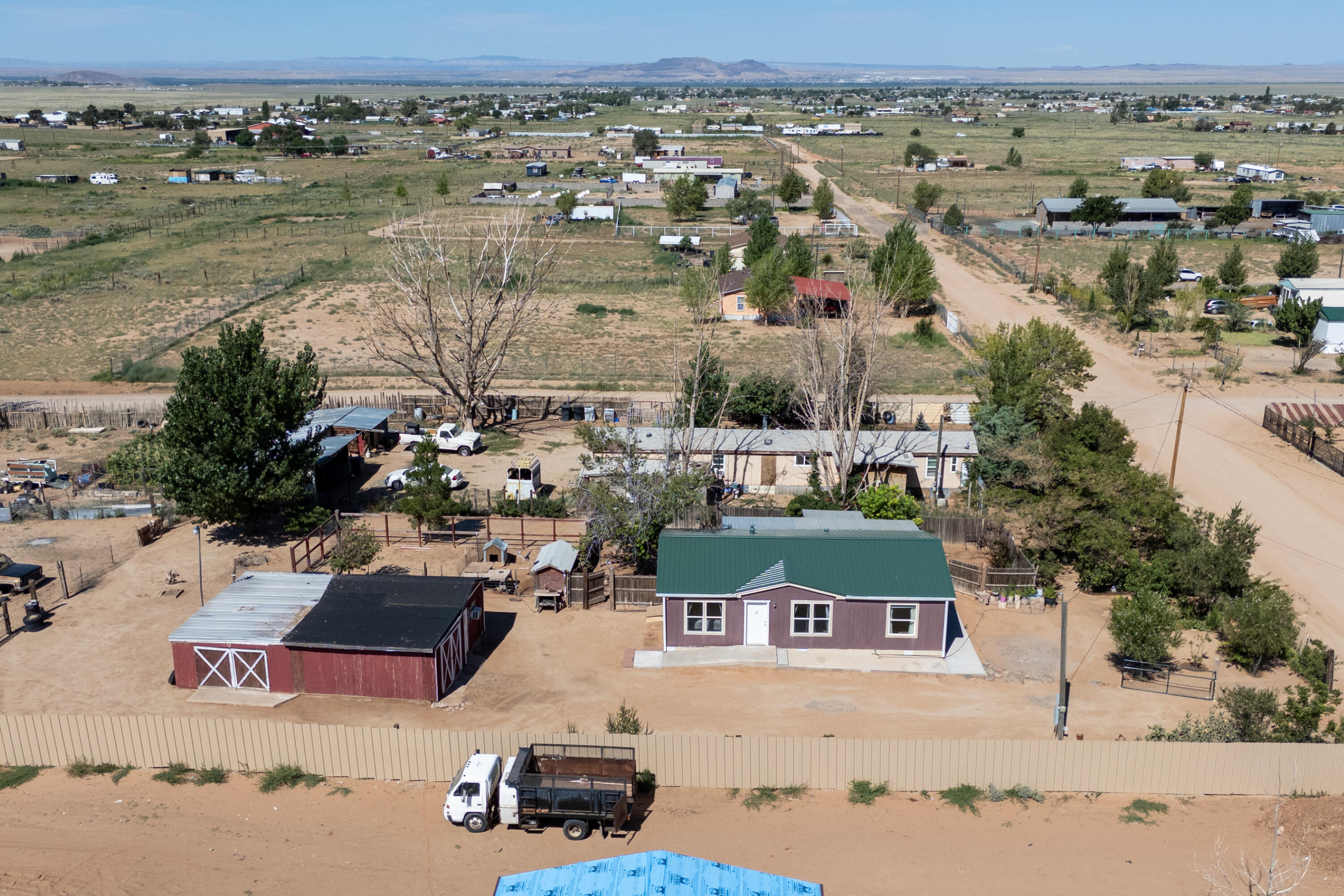 Homes for sale in Los Lunas, NM | 28 Primero Rd, Los Lunas, NM 87031 | MLS# 1090836