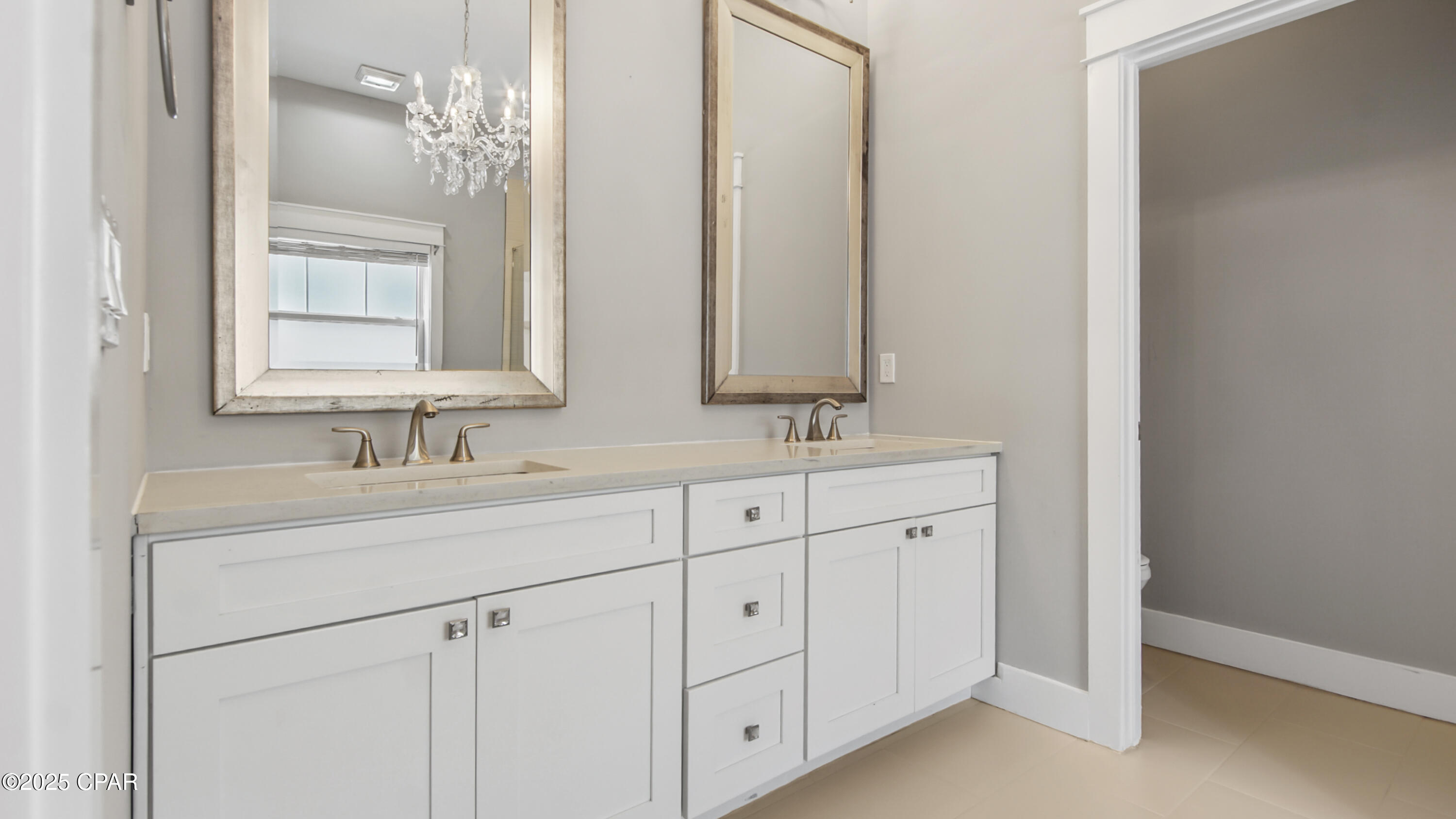 Image 15 For 411 Paradise Boulevard