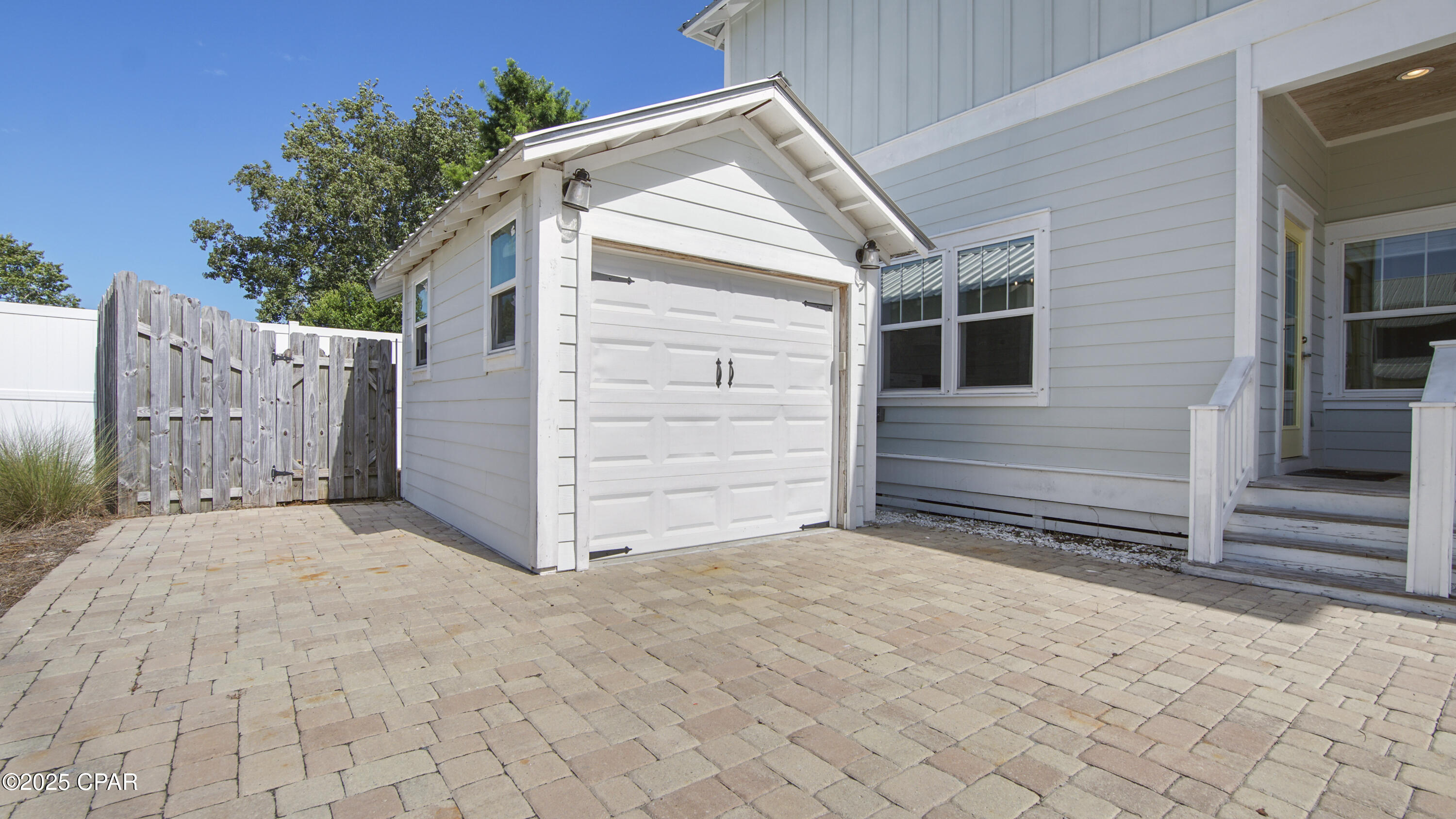 Image 29 For 411 Paradise Boulevard