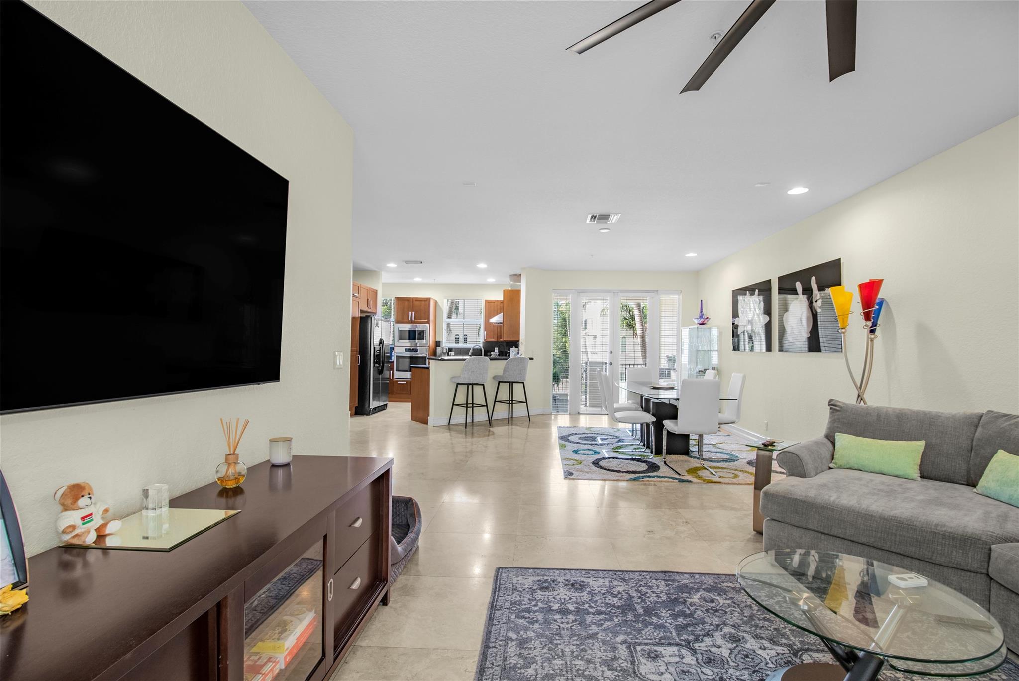 Homes for sale in Pompano Beach, FL | 3240 Ne 13 St #3240, Pompano Beach, FL 33062 | MLS# F10523578