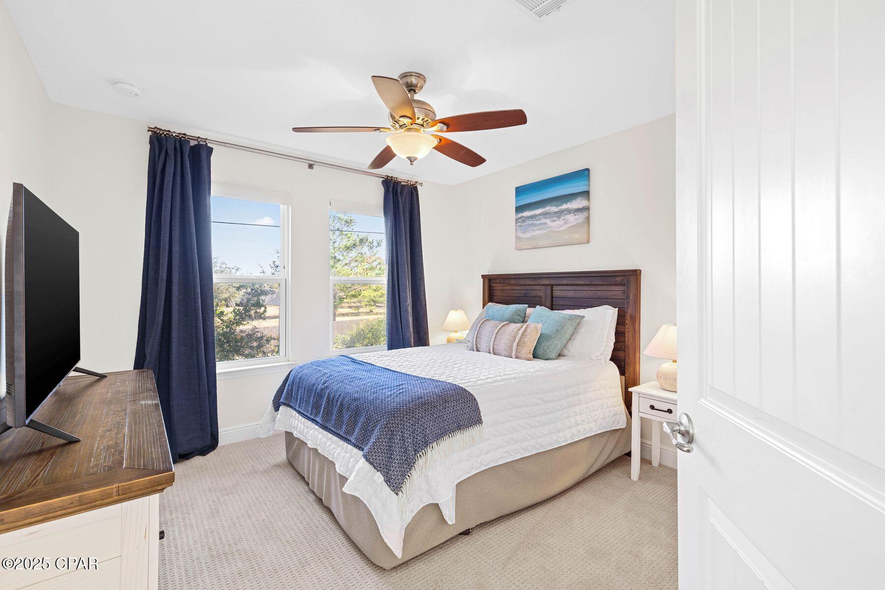 Image 20 For 38 Sandpine Loop