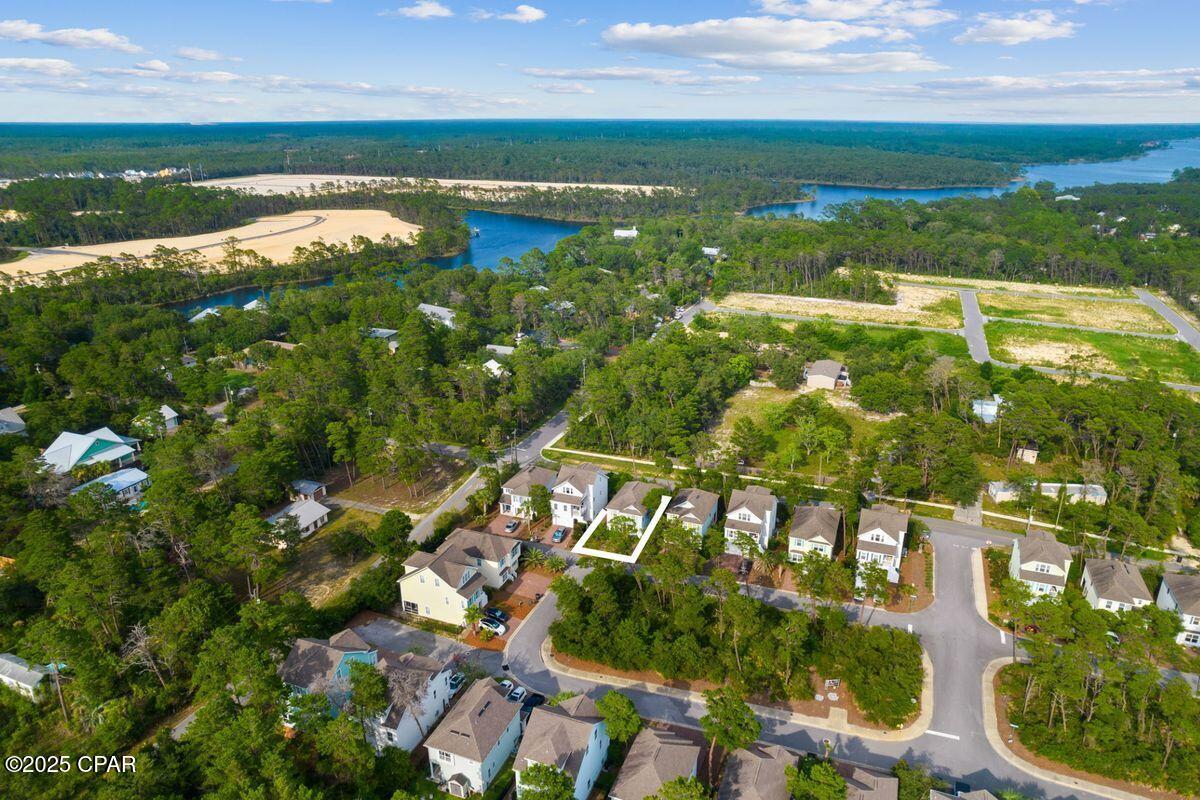 Image 32 For 38 Sandpine Loop