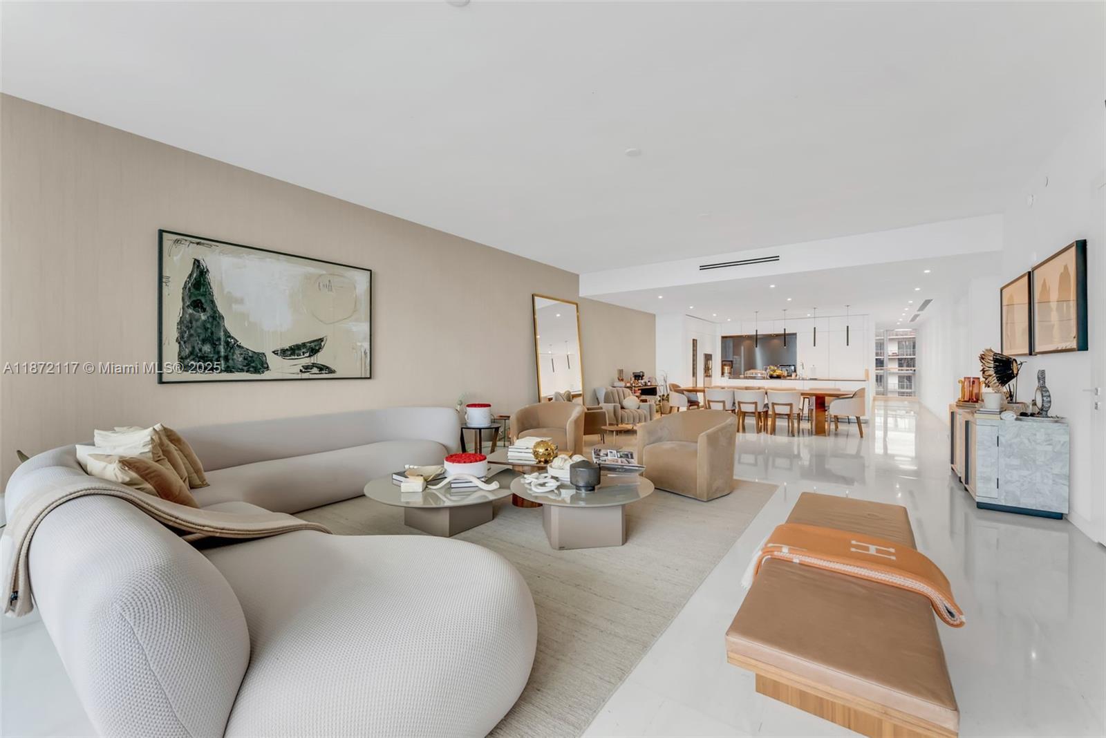 Apartamento à Venda em Miami, FL