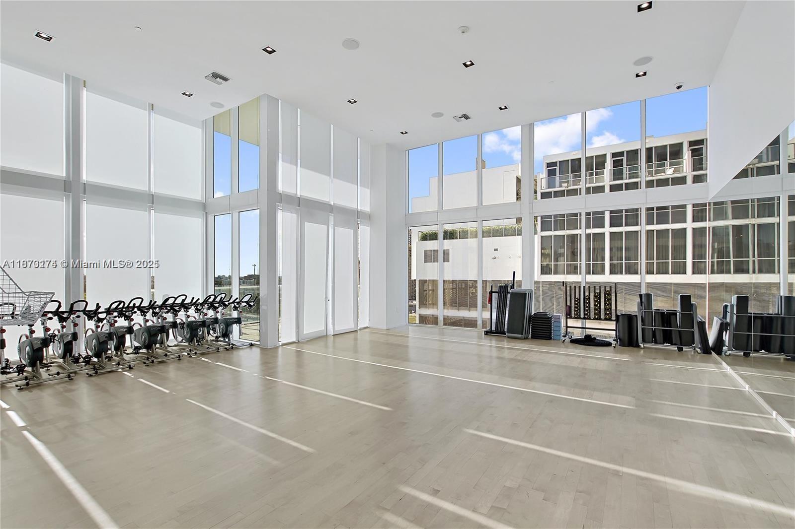1040 Biscayne Blvd #2904, Miami FL 33132