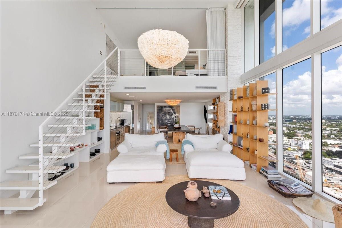 1040 Biscayne Blvd #2904, Miami FL 33132