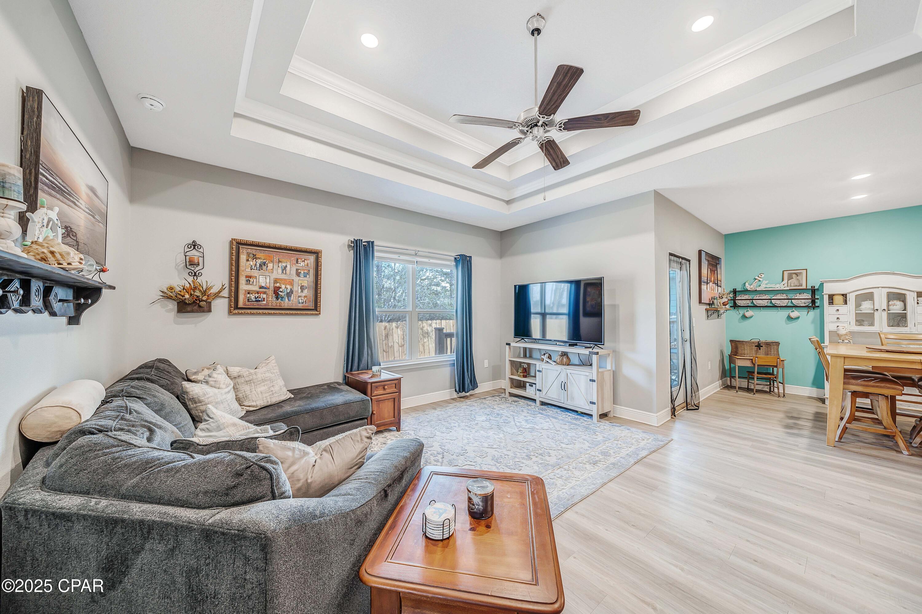 Image 8 For 212 Villa Bay Drive