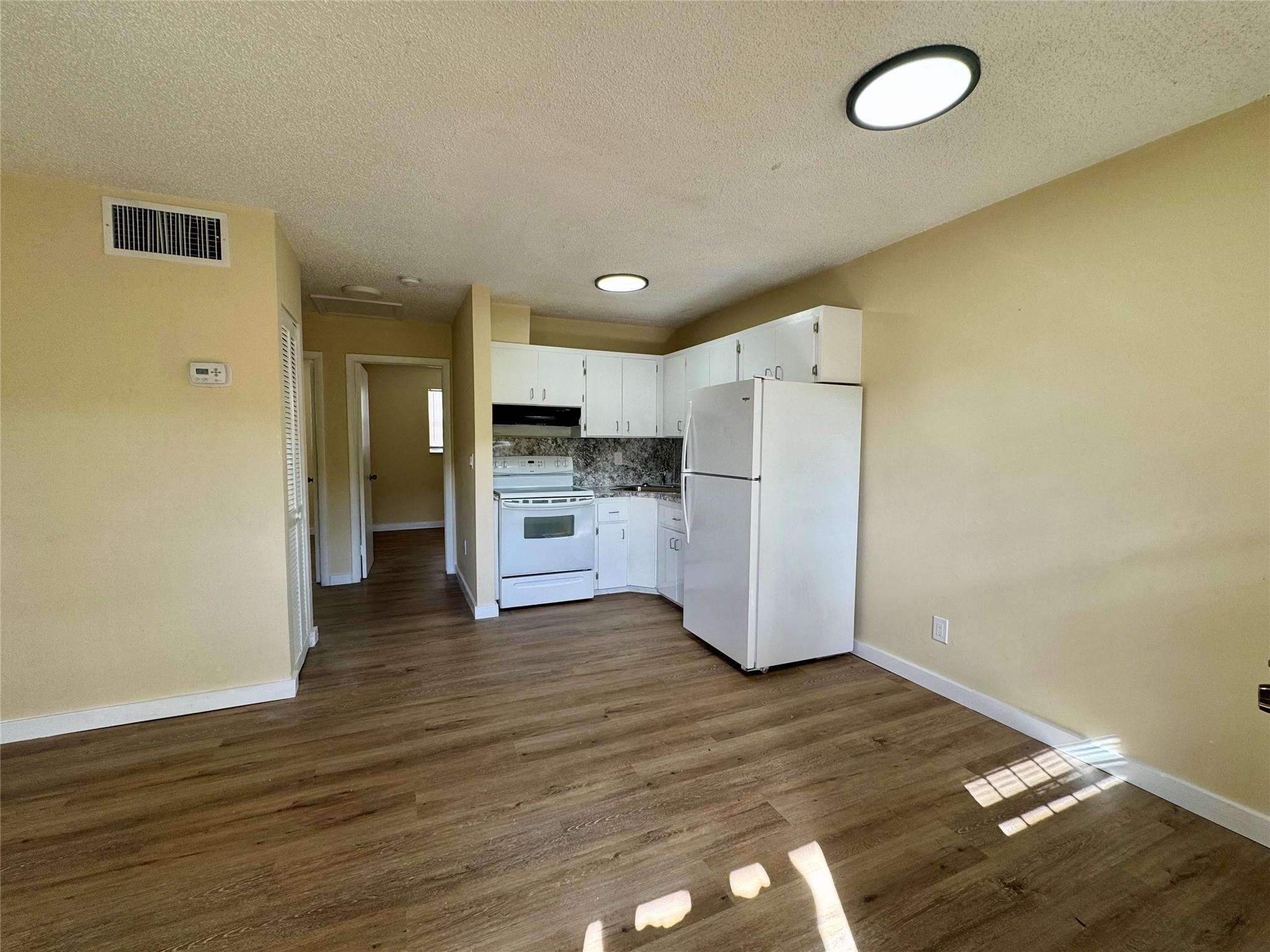 Davie Blvd Park 23-6 B