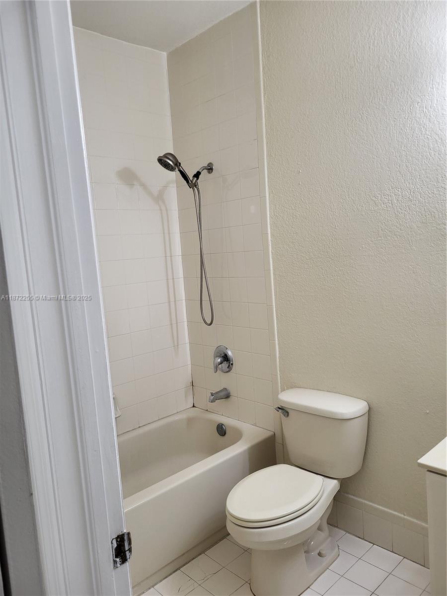 Homes for sale in Homestead, FL | 2551 Se 16Th Ter #203, Homestead, FL 33035 | MLS# A11872255