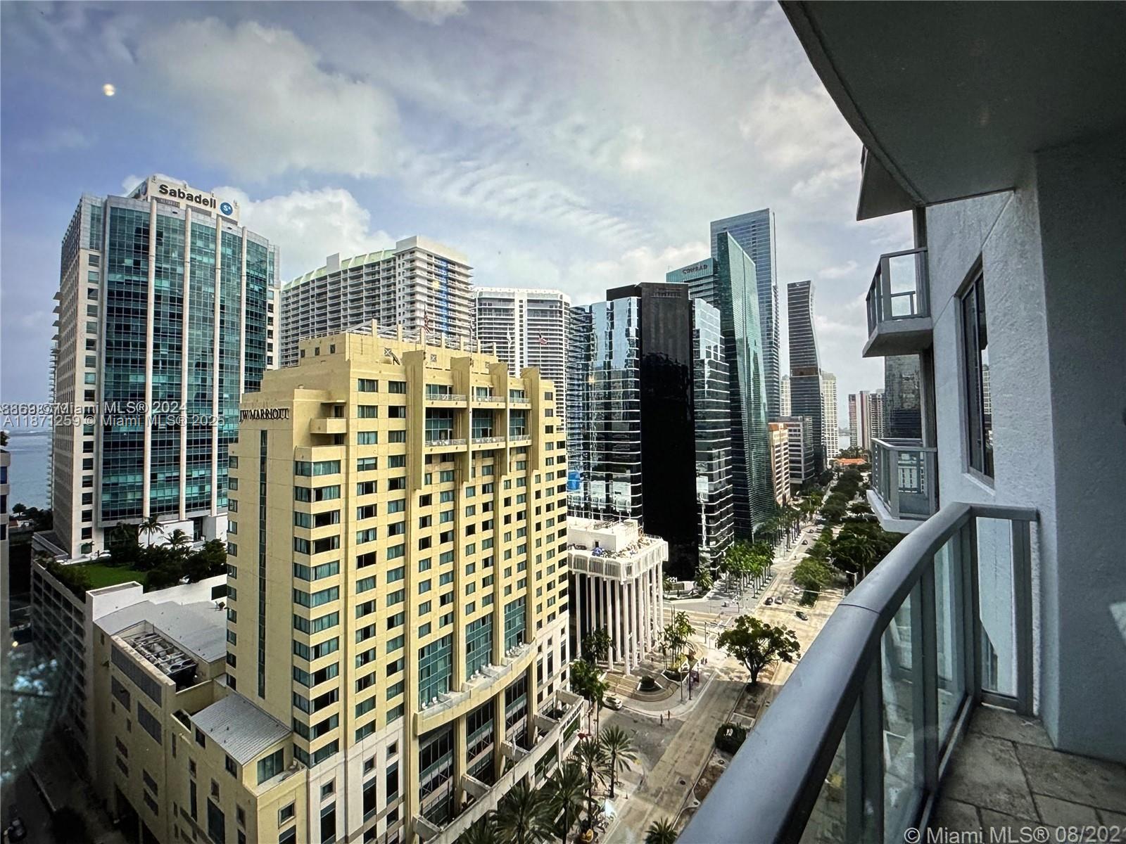 1060 Brickell Condo