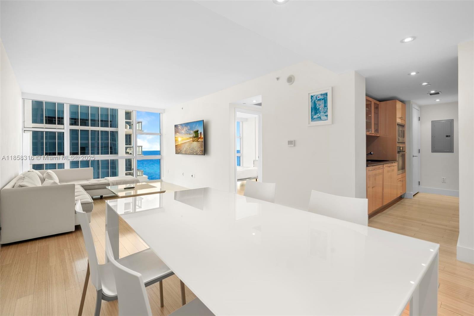 6801 Collins Ave #Door1409 (deed 1401), Miami Beach FL 33141