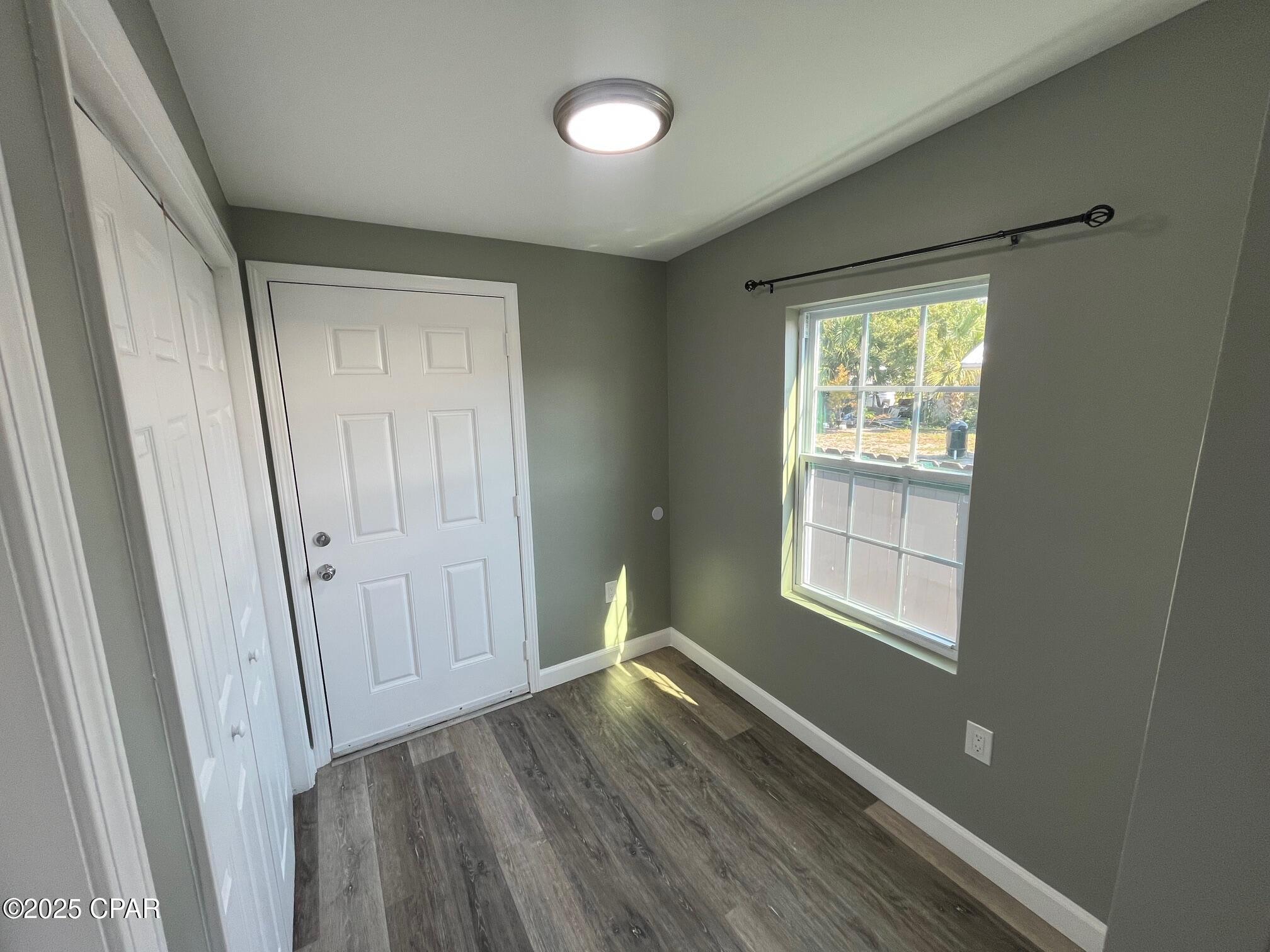 Image 10 For 1706 Lake Avenue B