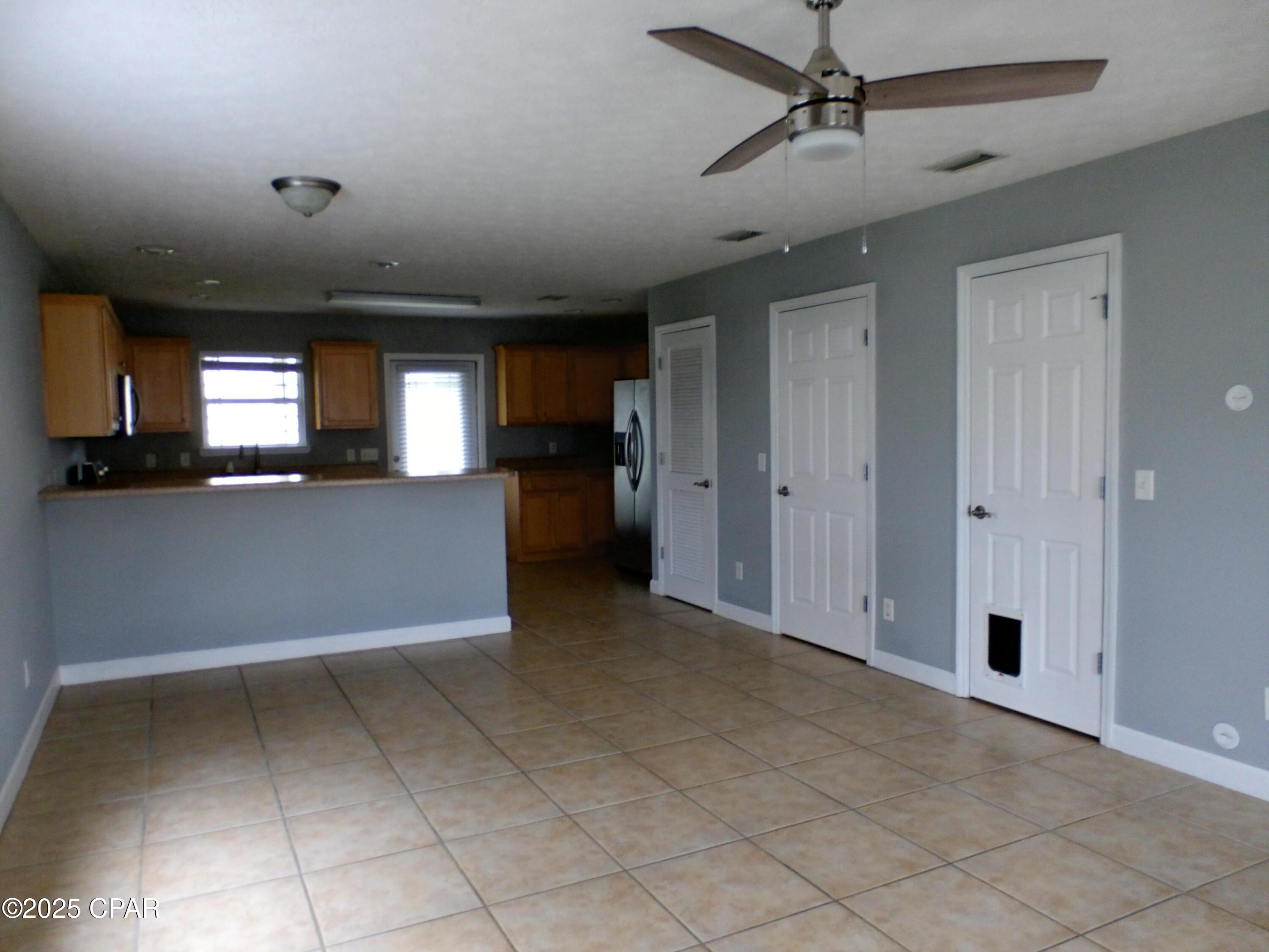 Image 4 For 2125 Sterling Cove Boulevard