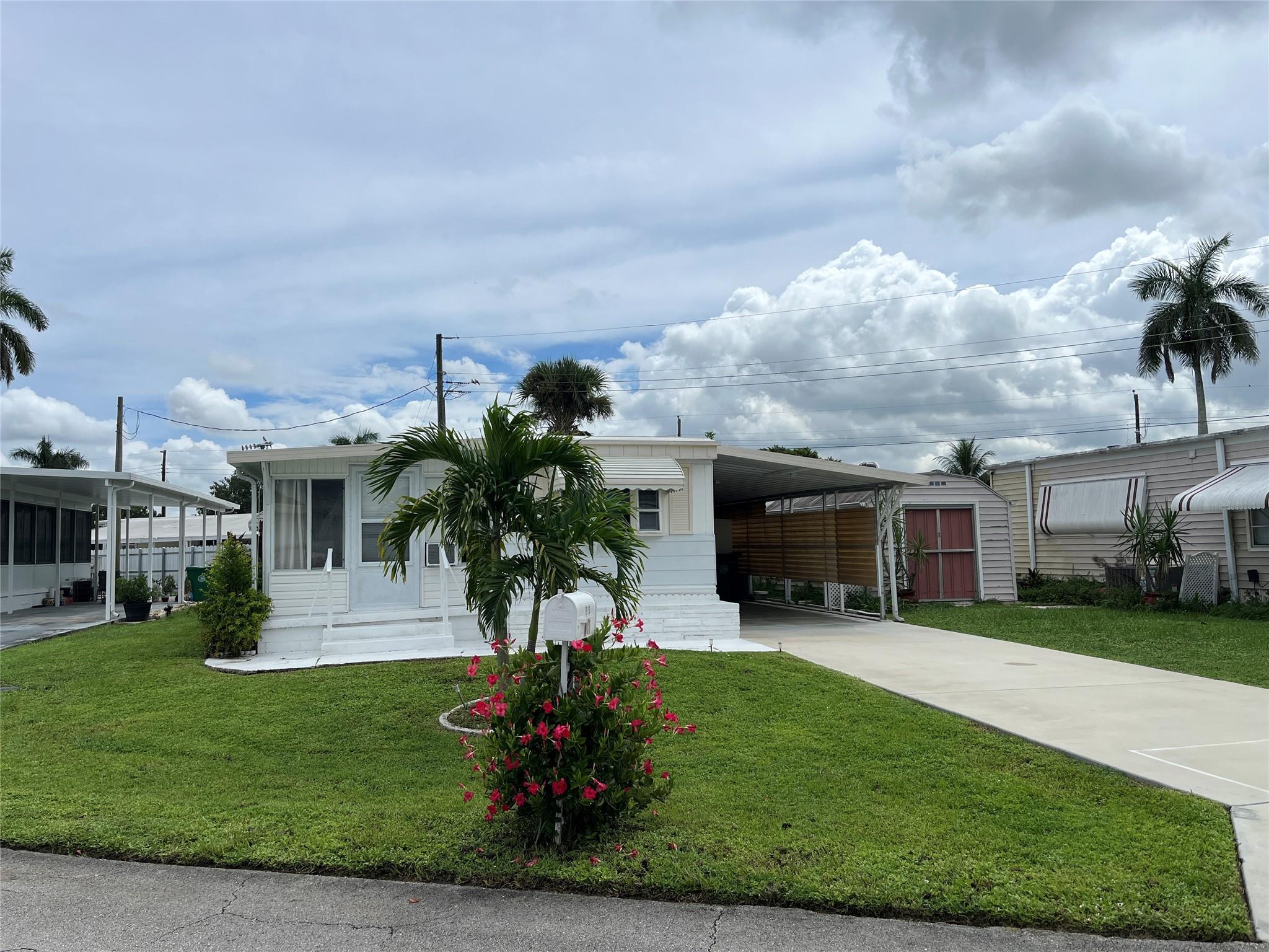 Homes for sale in Davie, FL | 1910 Sw 85th Ter, Davie, FL 33324 | MLS# F10512104