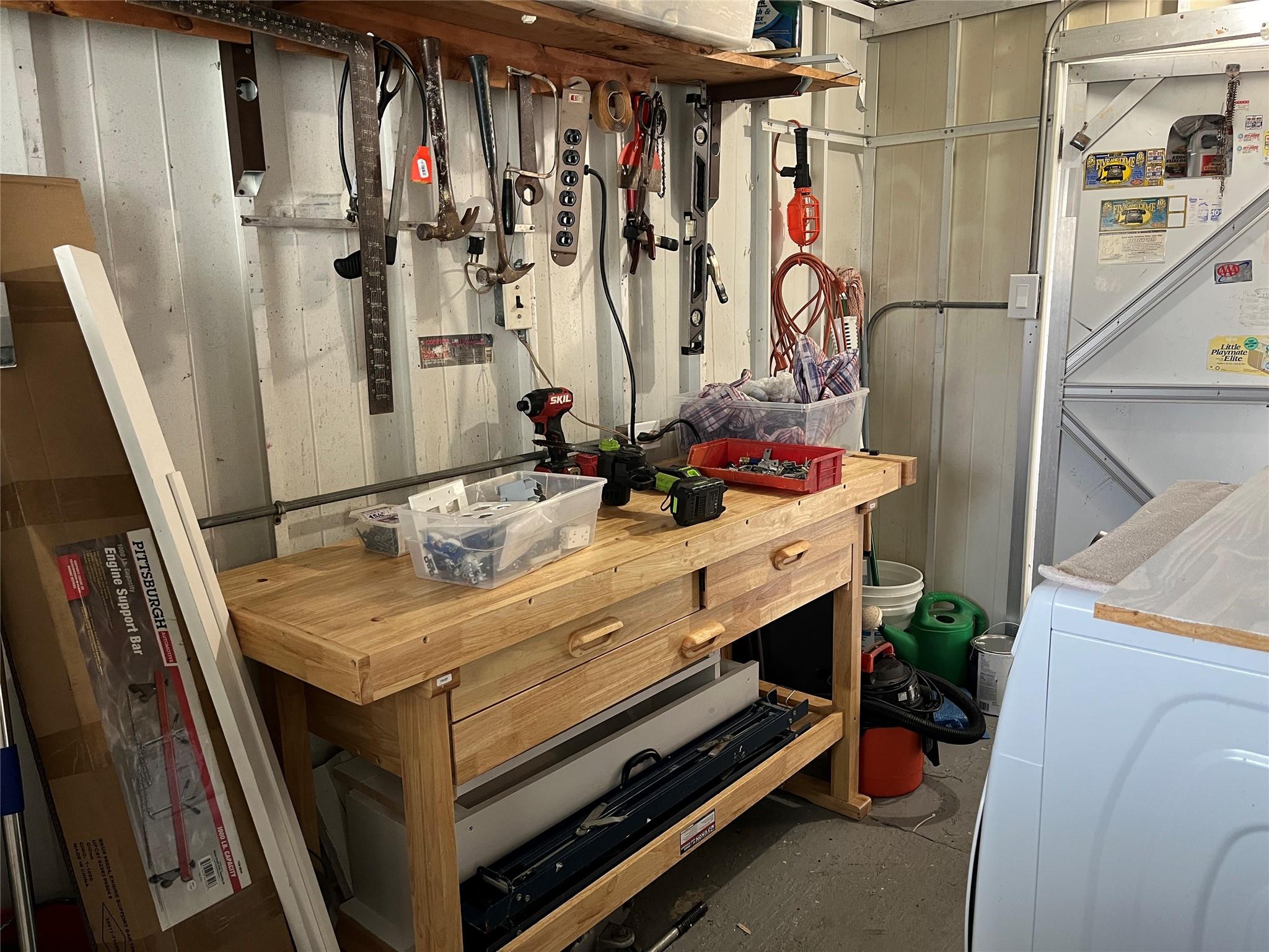 Homes for sale in Davie, FL | 1910 Sw 85th Ter, Davie, FL 33324 | MLS# F10512104