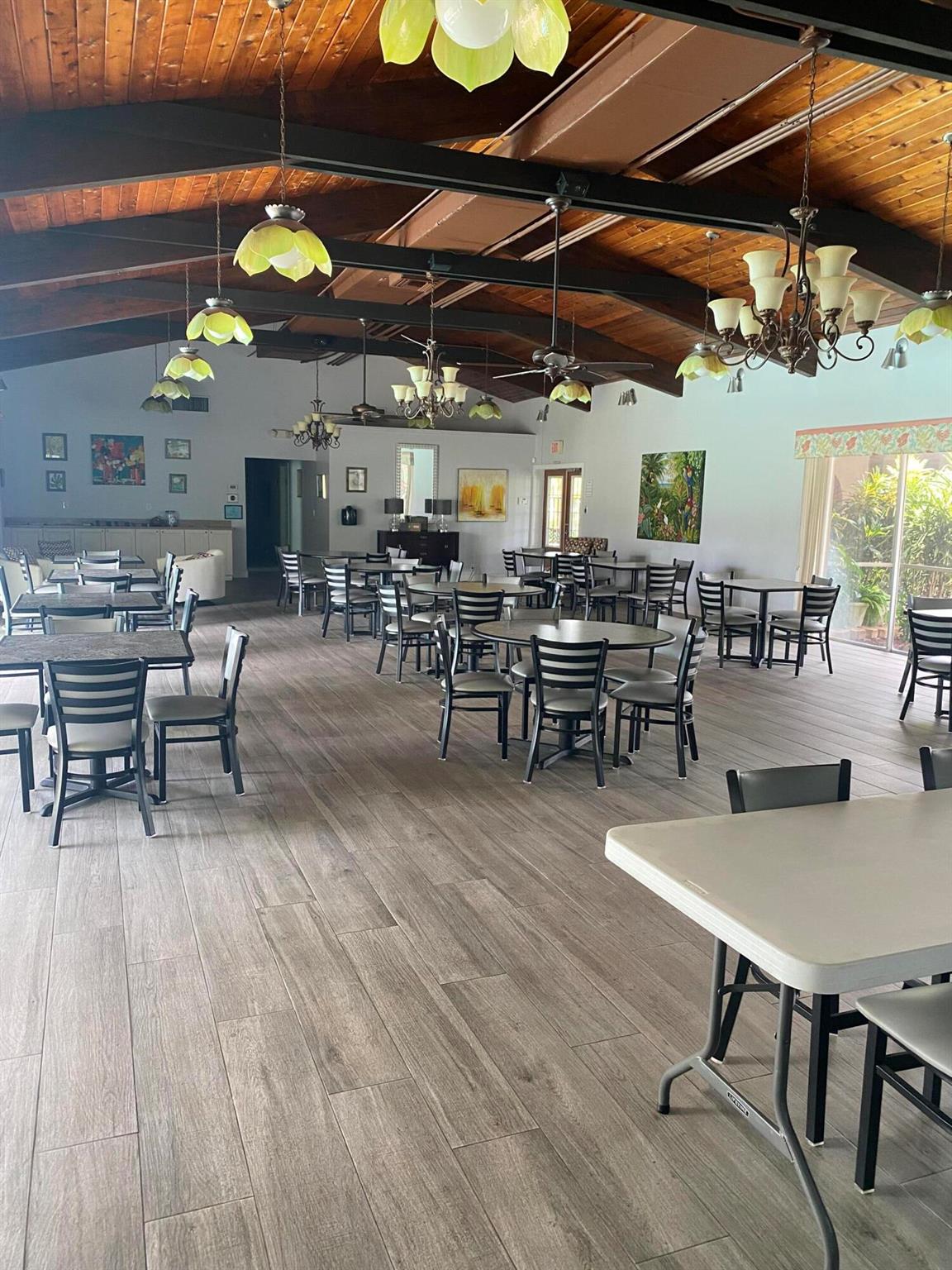 Homes for sale in Lake Worth, FL | 2856 S Garden Dr S #201, Lake Worth, FL 33461 | MLS# R11121086