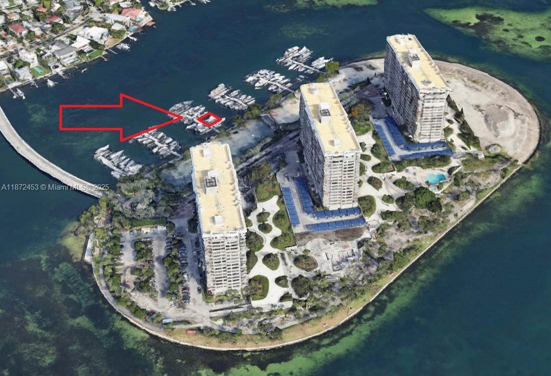 Grove Isle Marina