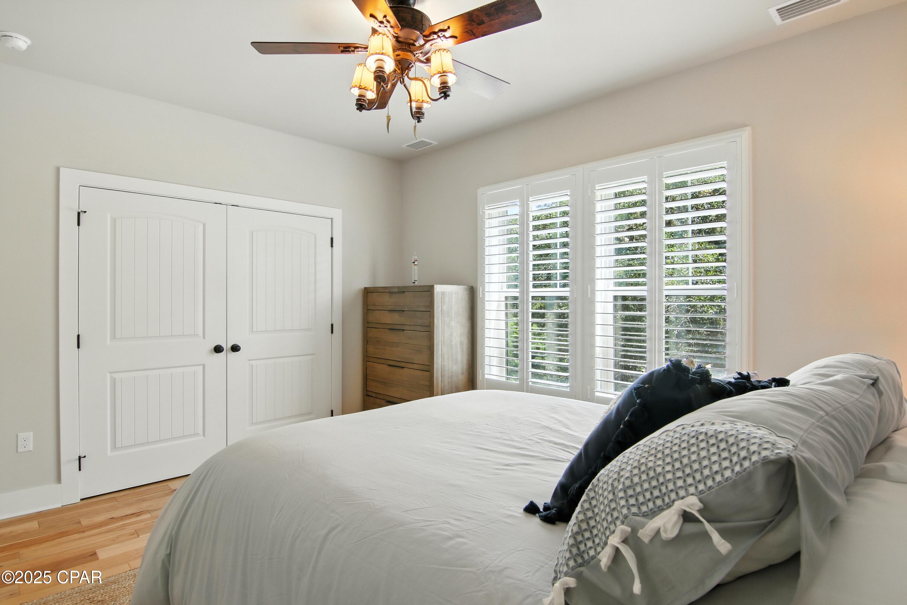 Listing photo id 29 for 400 Pitts Bayshore Drive