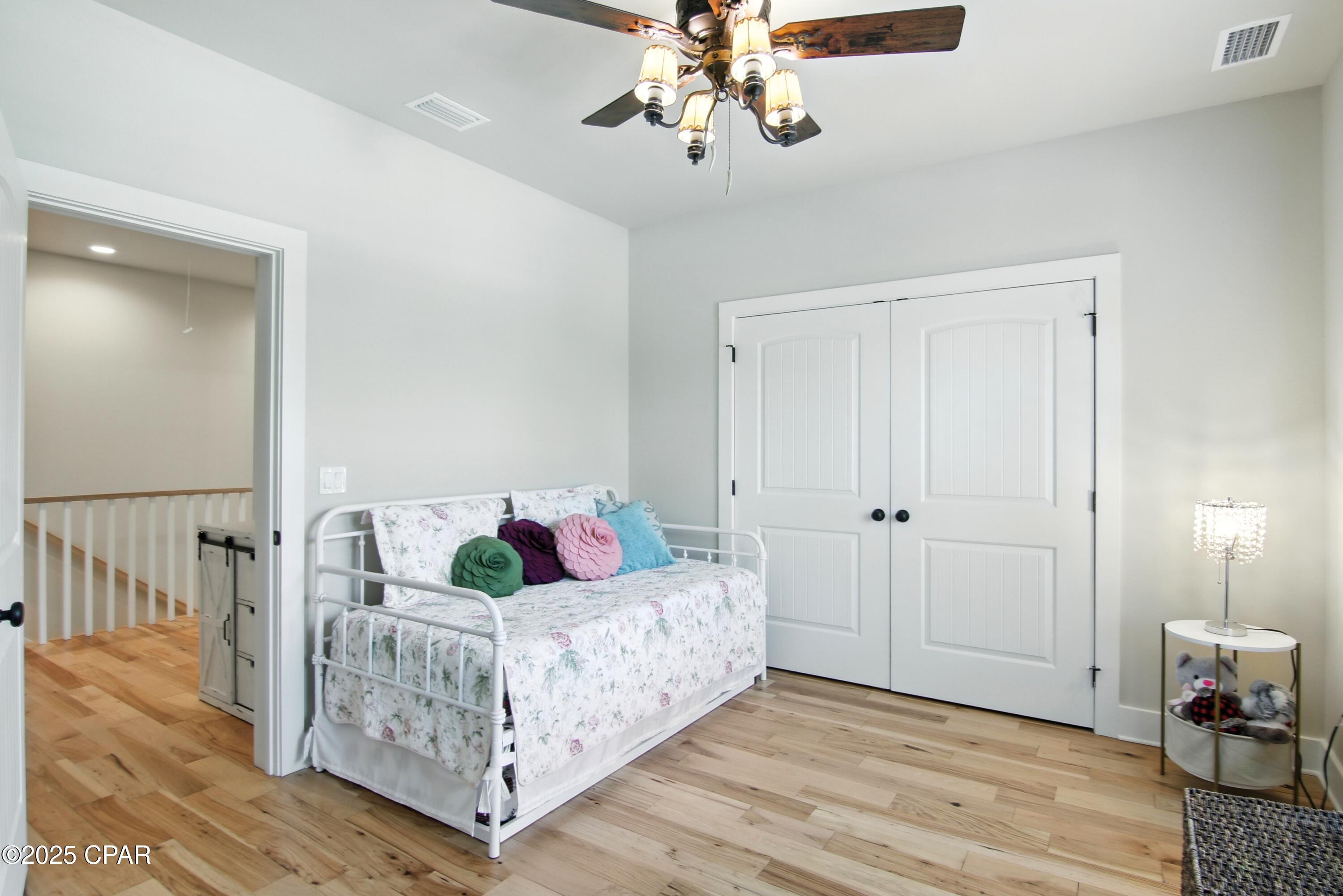 Listing photo id 31 for 400 Pitts Bayshore Drive