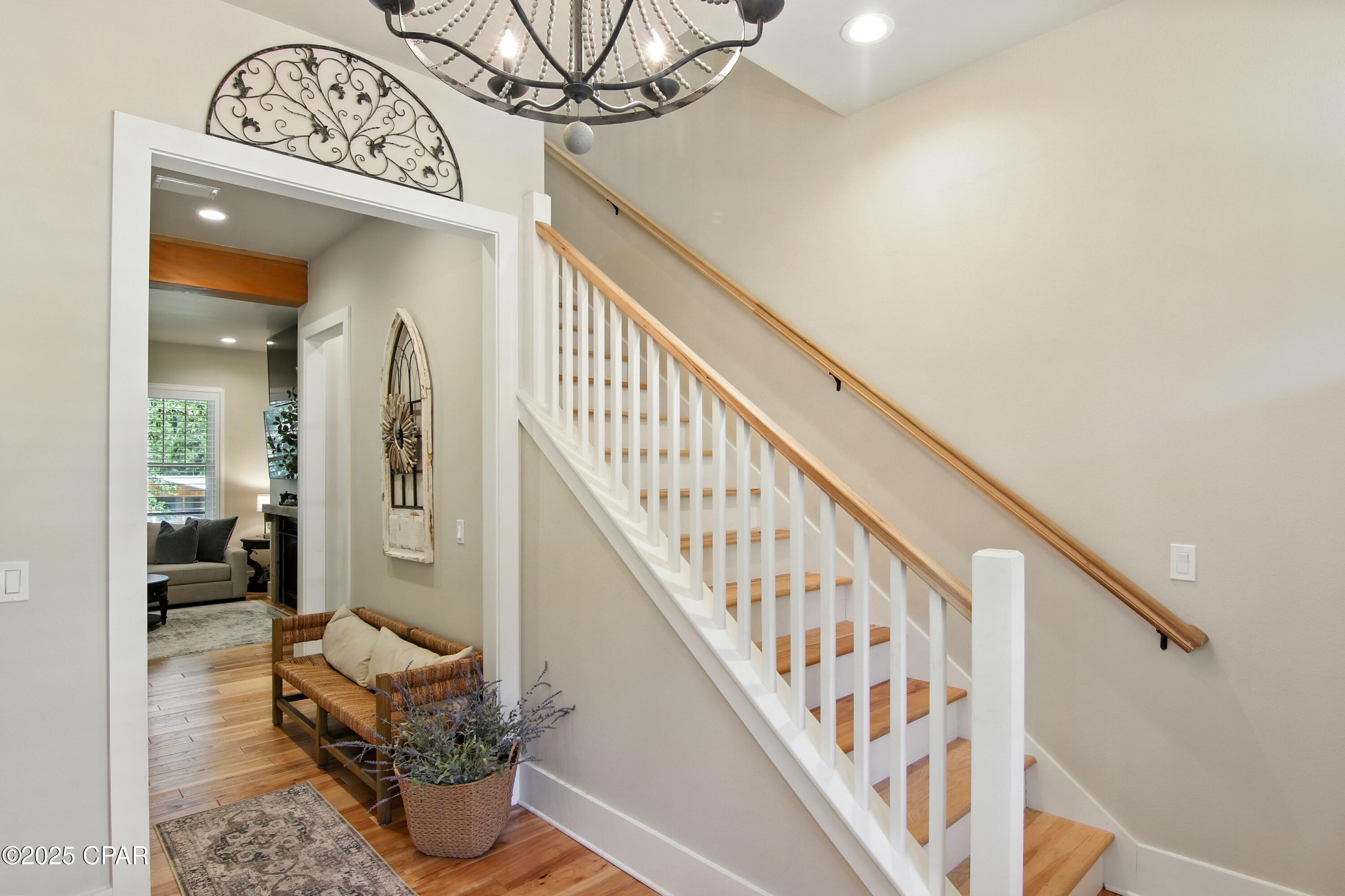 Image 4 For 400 Pitts Bayshore Drive