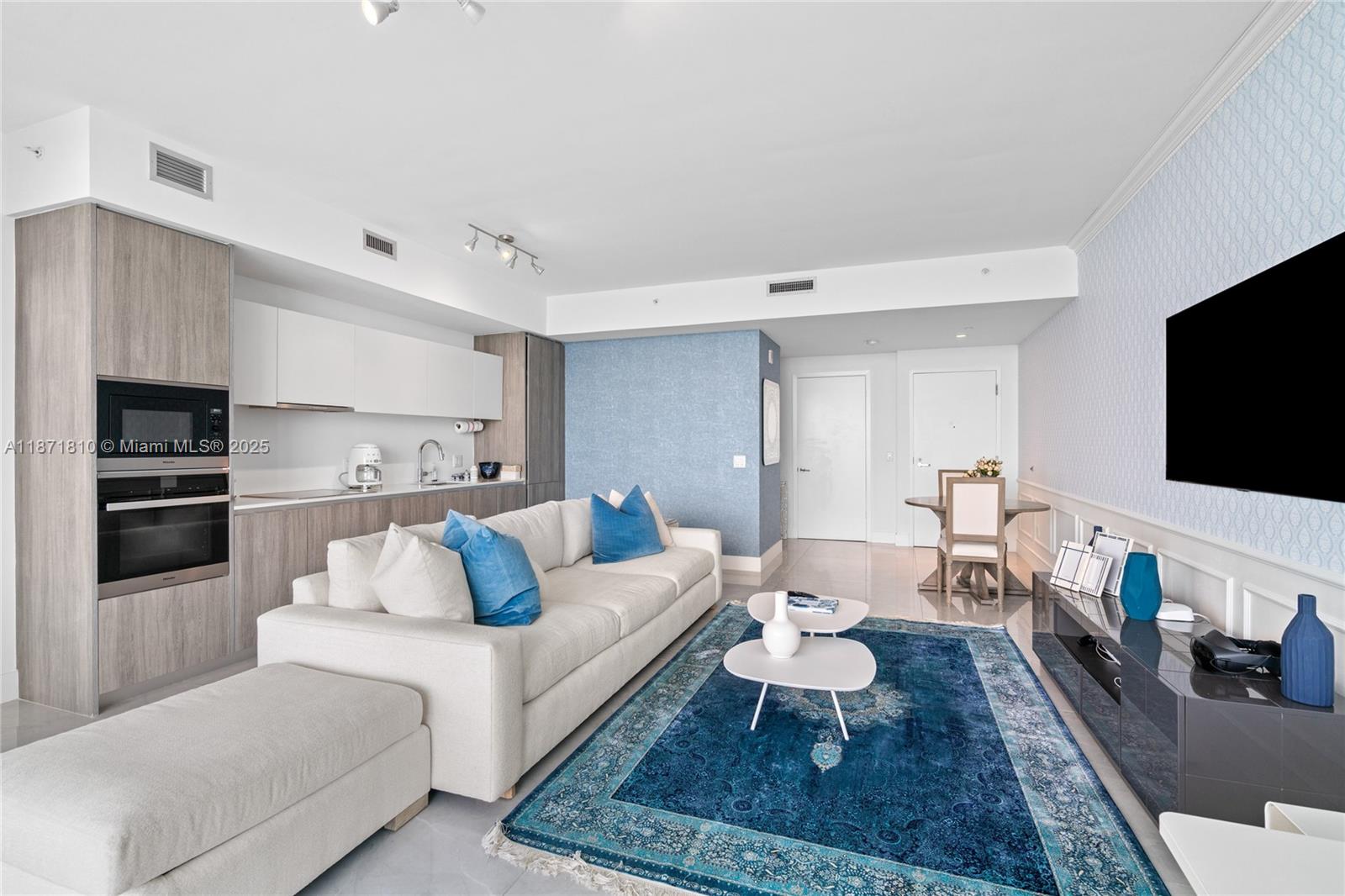 2900 NE 7th Ave #1804, Miami FL 33137