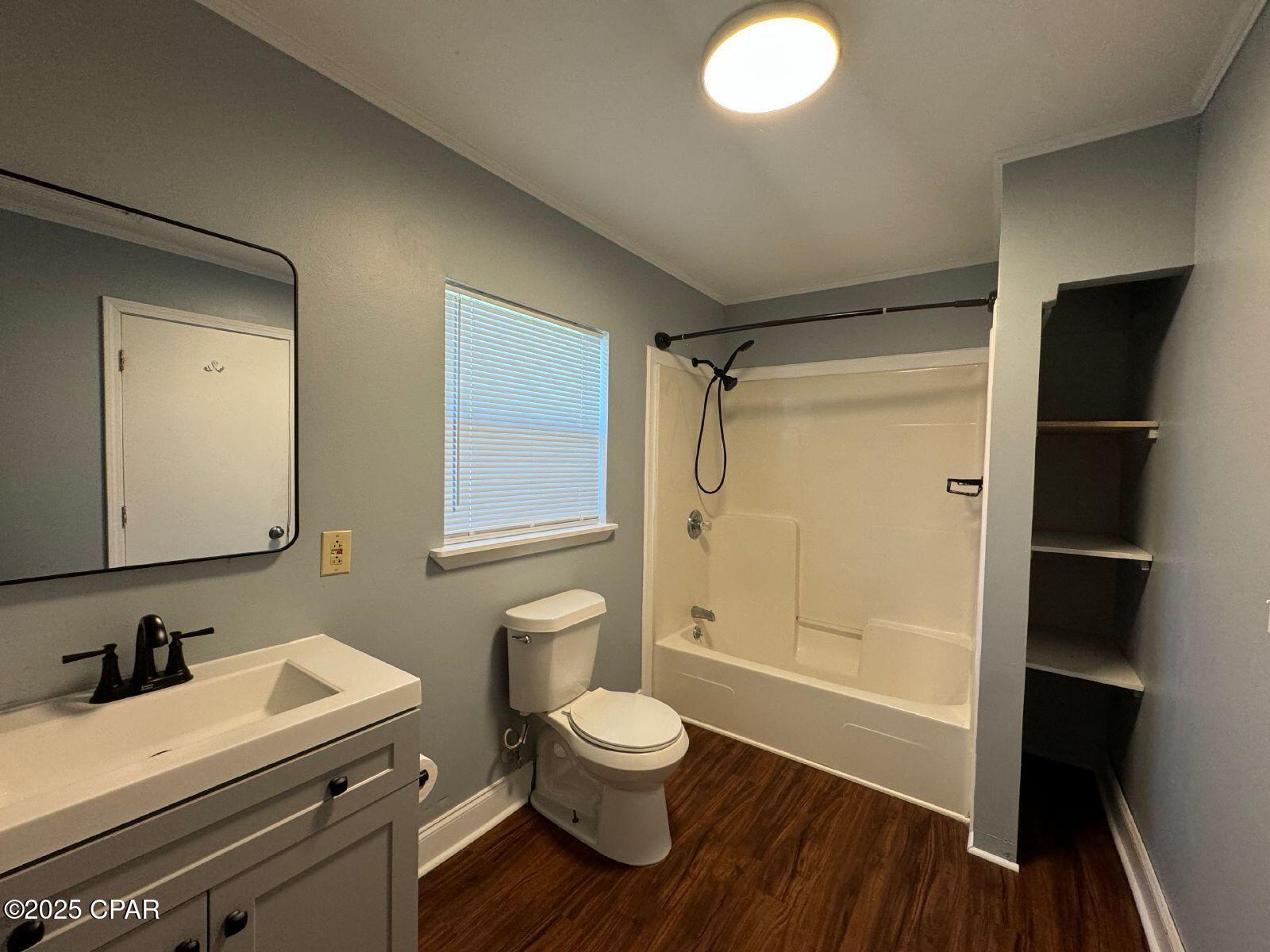 Image 6 For 5117 Douglas Street B