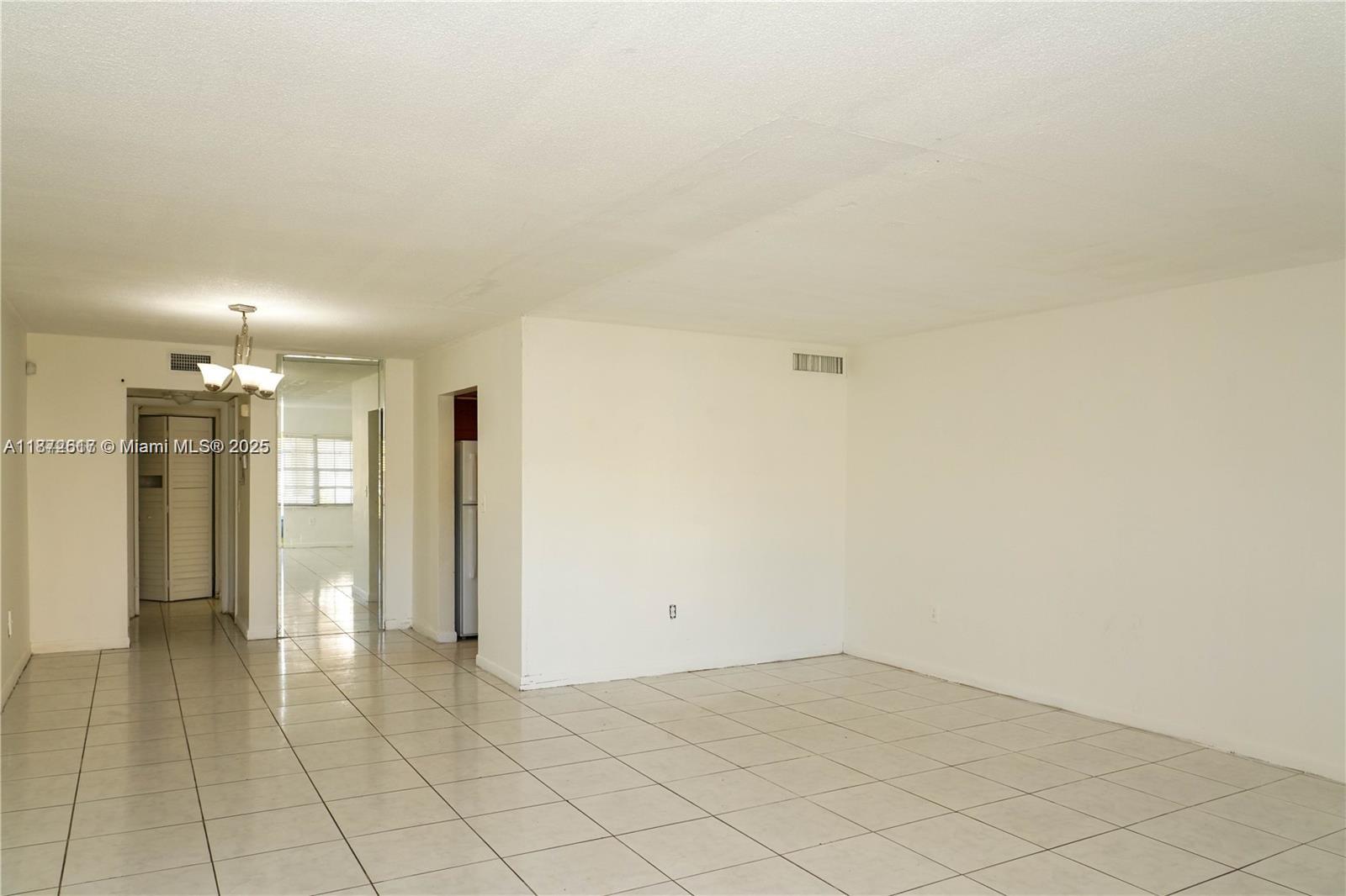 Homes for sale in North Miami, FL | 11855 Ne 19Th Dr #10, North Miami, FL 33181 | MLS# A11872617