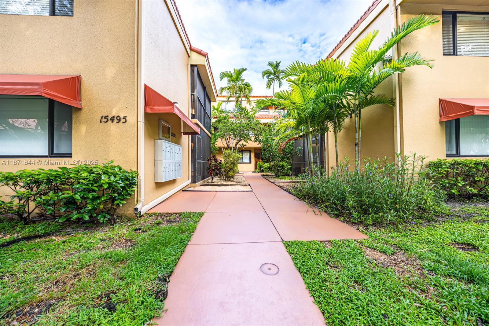 Homes for sale in Miami Lakes, FL | 15495 N Miami Lakeway N #101-4, Miami Lakes, FL 33014 | MLS# A11871644