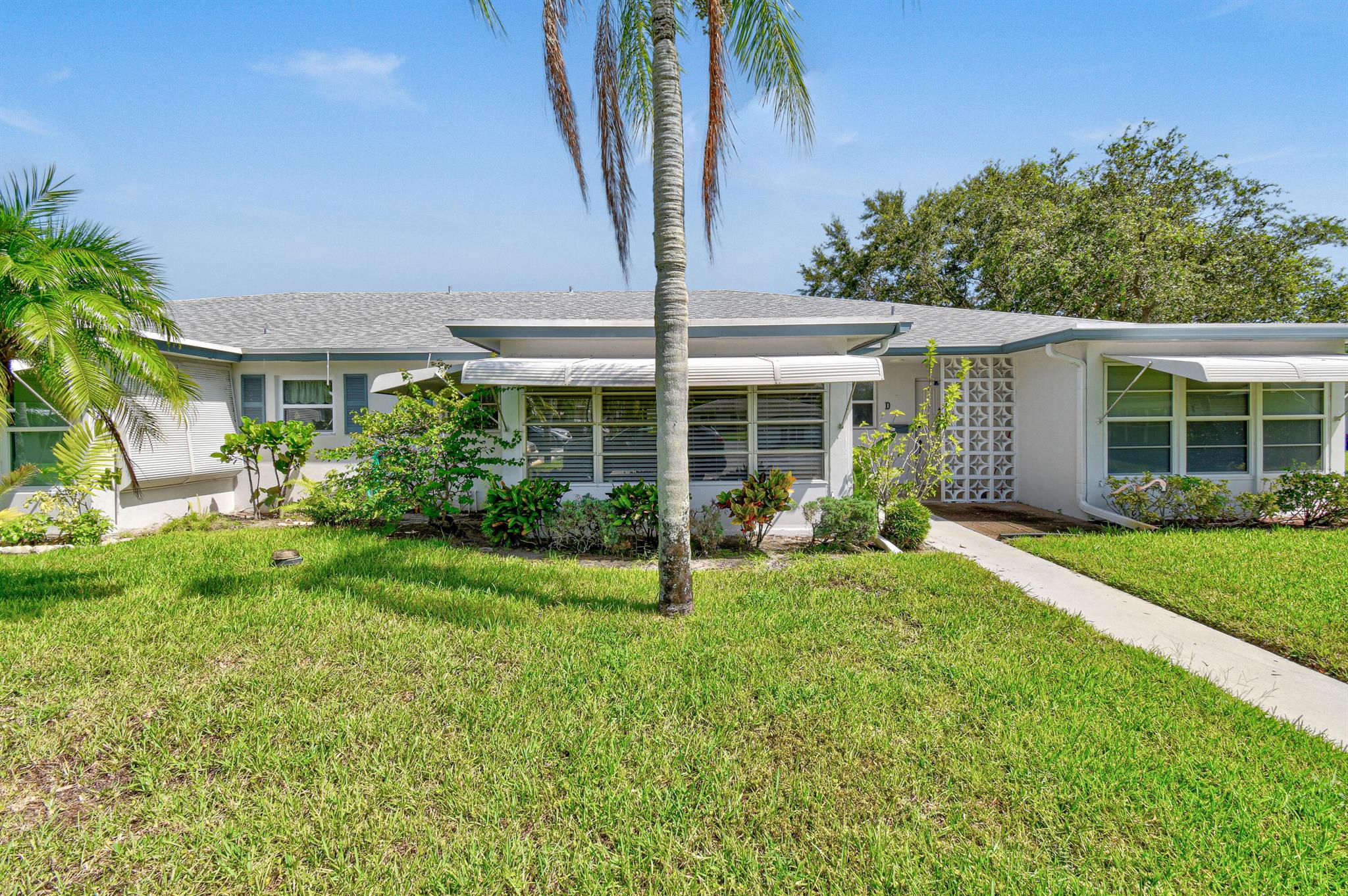 Homes for sale in Delray Beach, FL | 1097 Circle Terrace W #C, Delray Beach, FL 33445 | MLS# R11121214