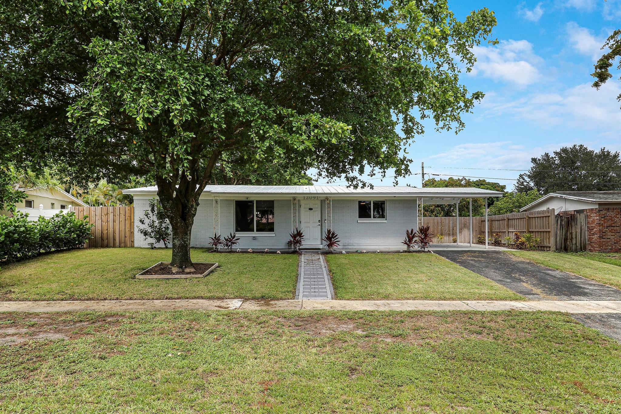 Palm Beach Cabana Colony