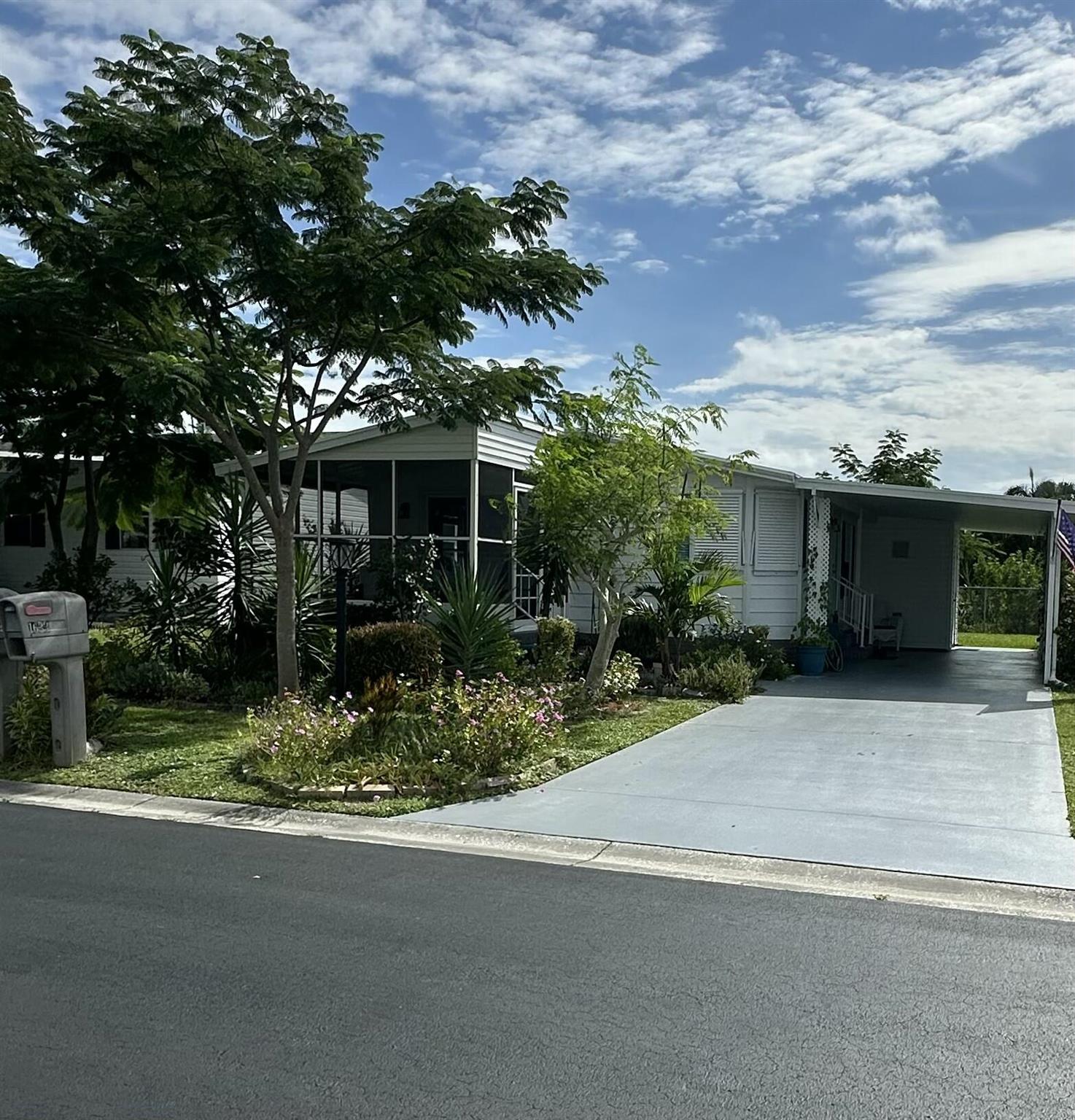 Seminole Cove Condominium