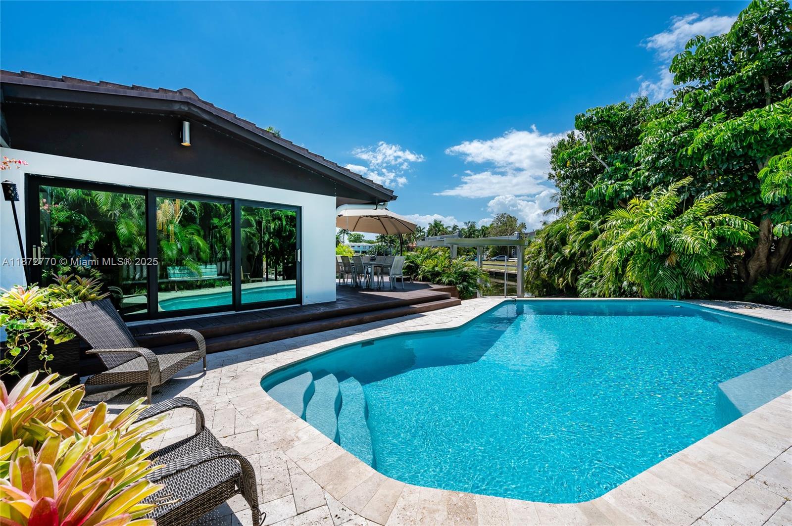 1240 Campamento Ave, Coral Gables FL 33156