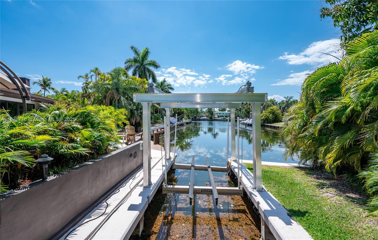 1240 Campamento Ave, Coral Gables FL 33156