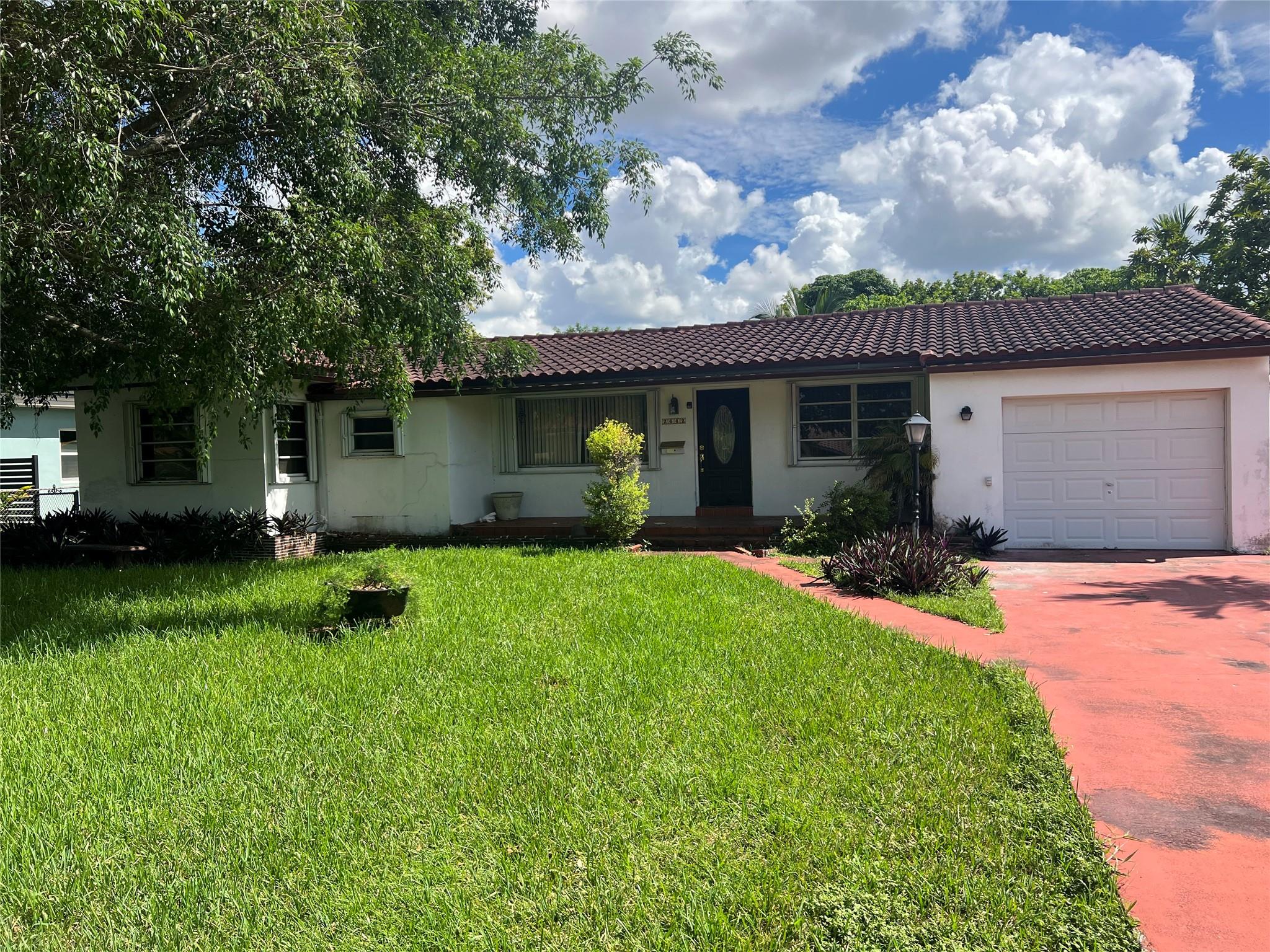 2642 Monroe St Hollywood FL 33020 | F10525023