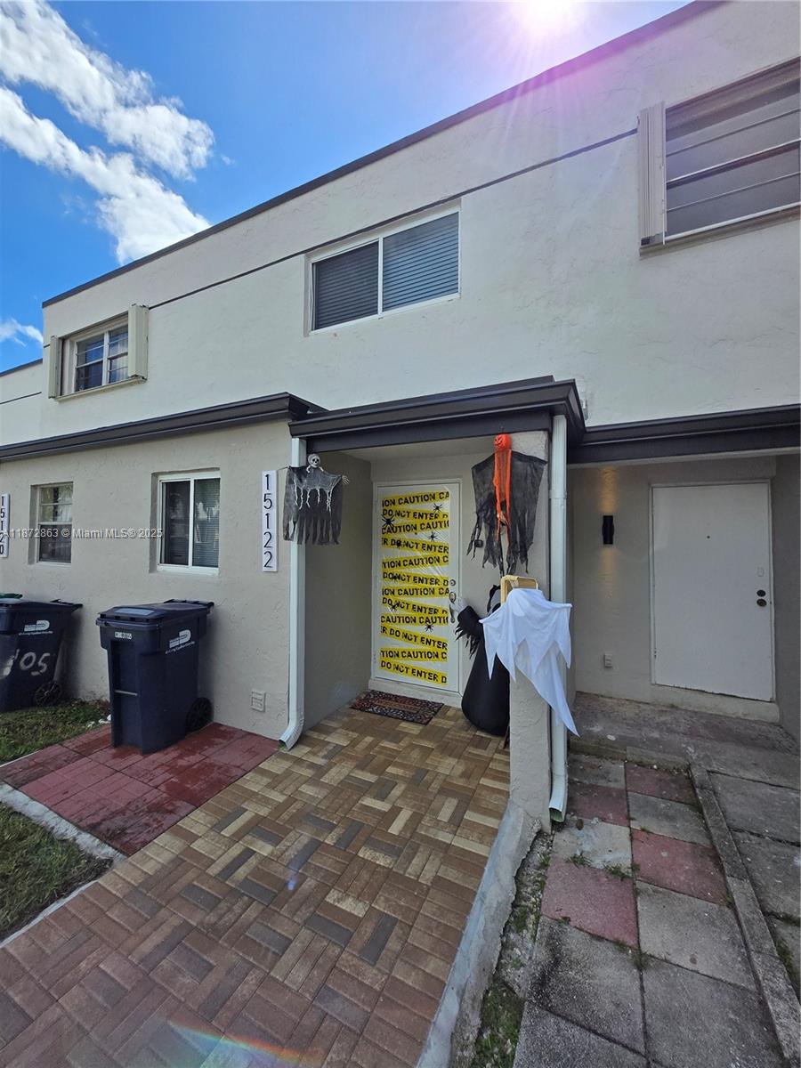 Corners Kendall Lakes