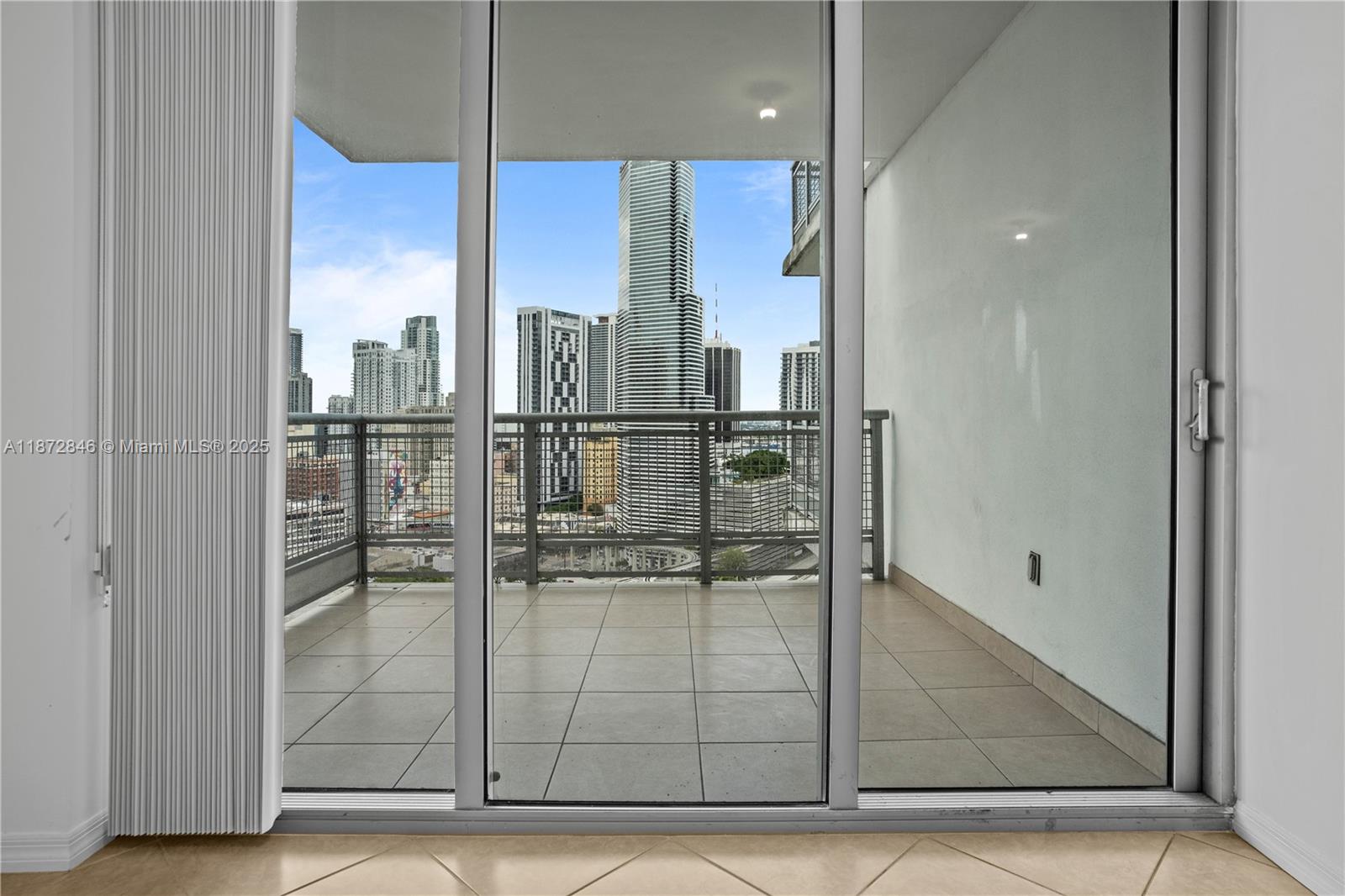 350 S Miami Ave #2311, Miami FL 33130