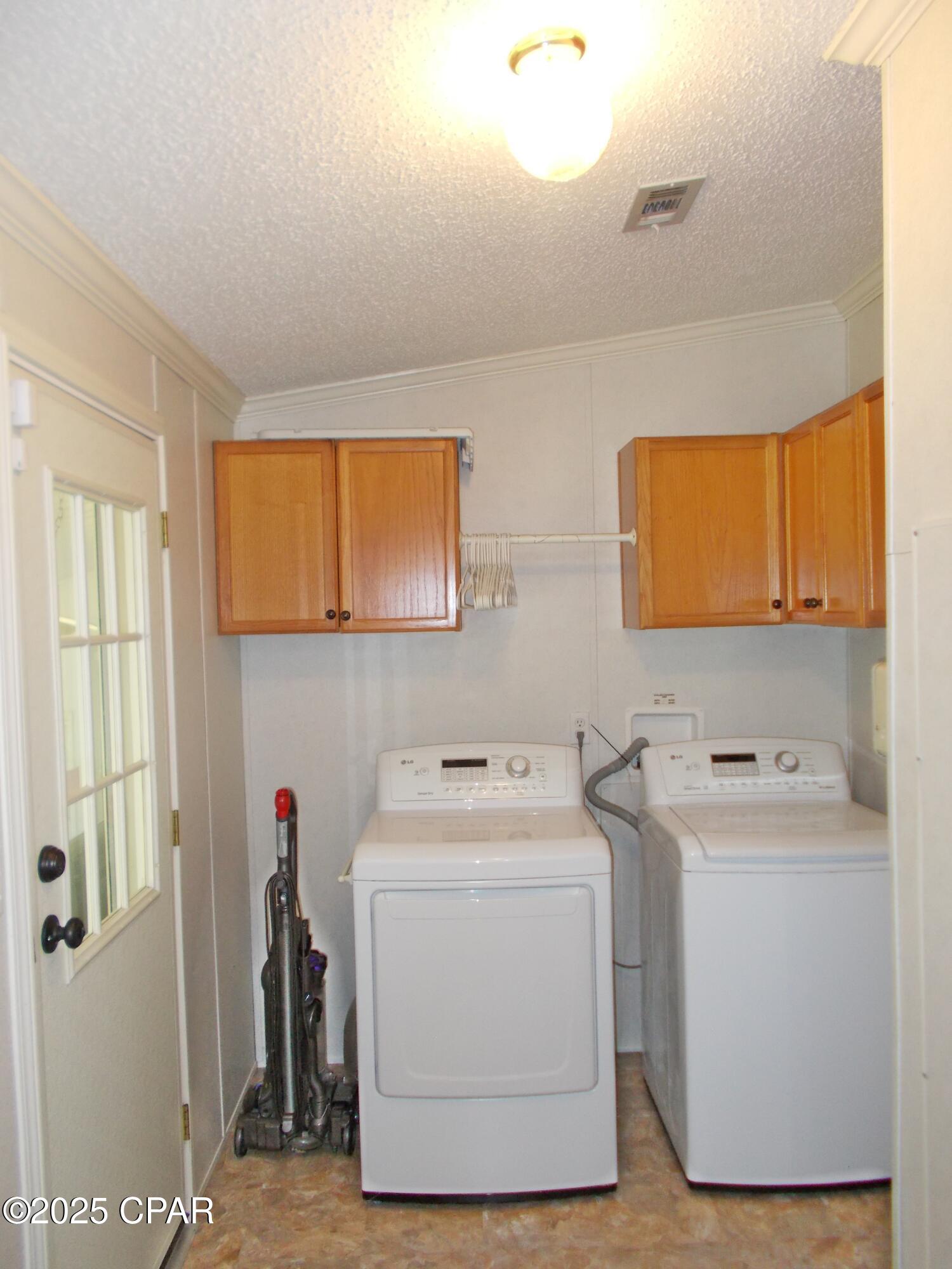 Image 15 For 702 Moonseed Lane