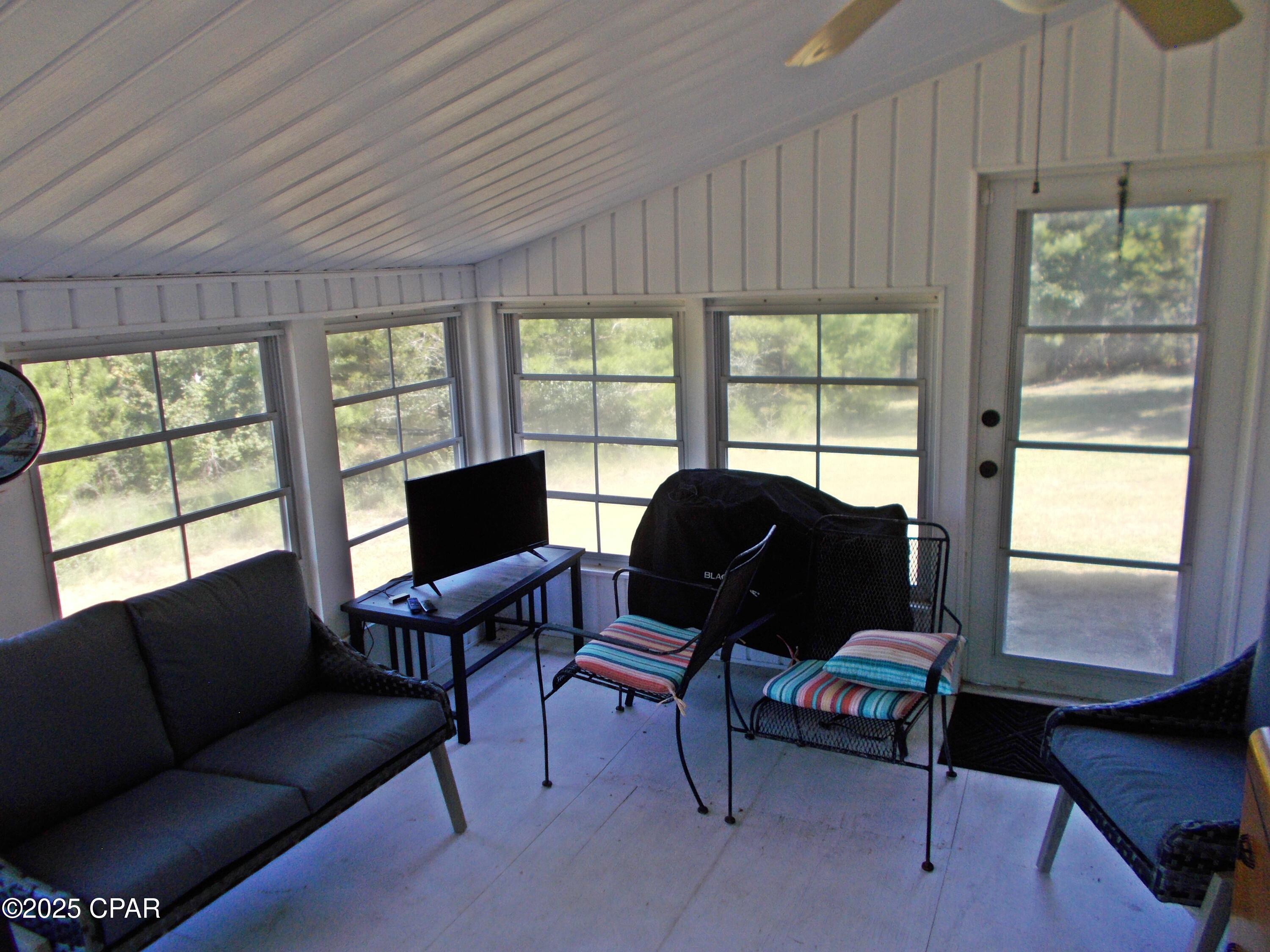 Image 16 For 702 Moonseed Lane