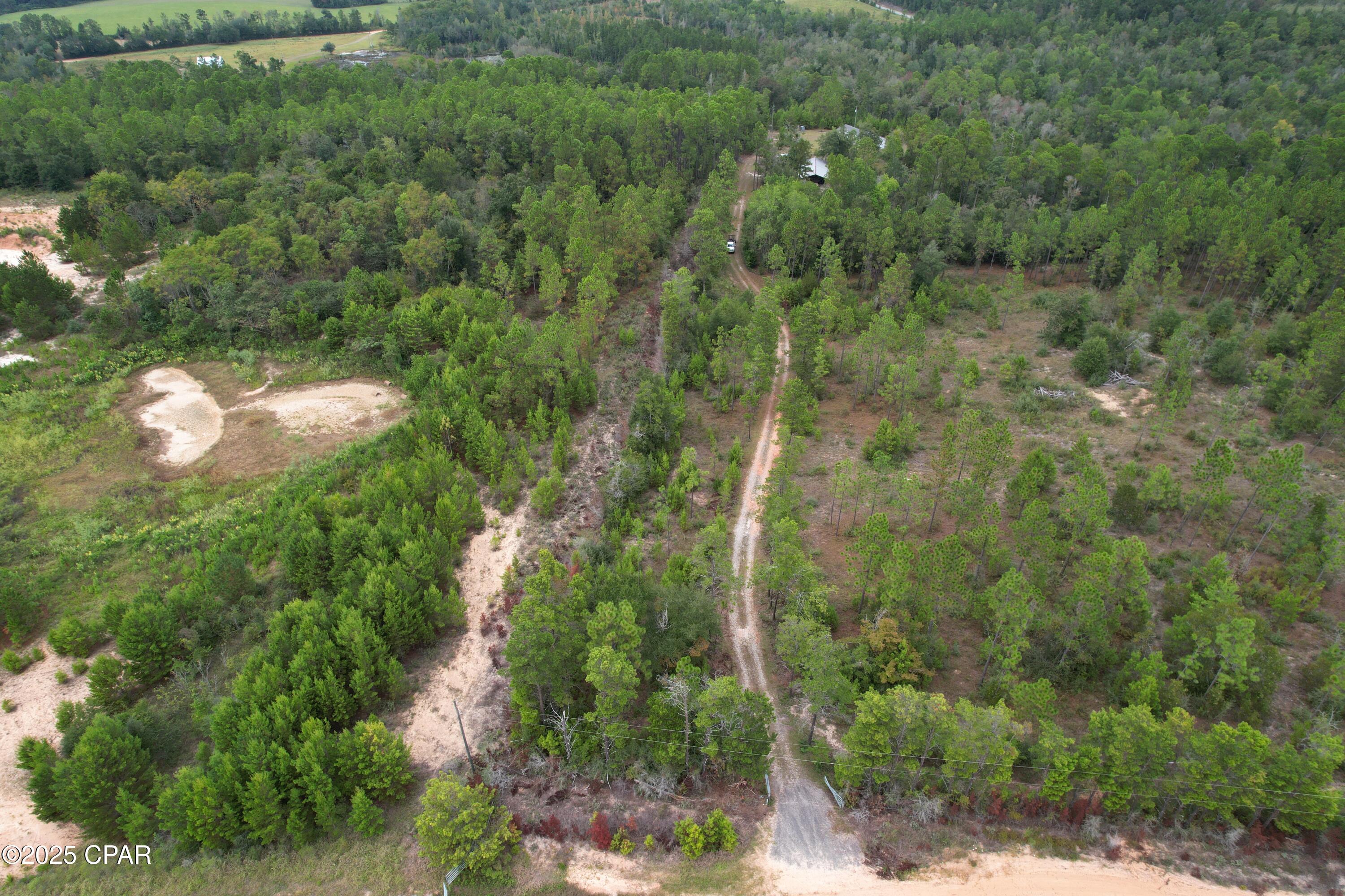 Image 32 For 702 Moonseed Lane