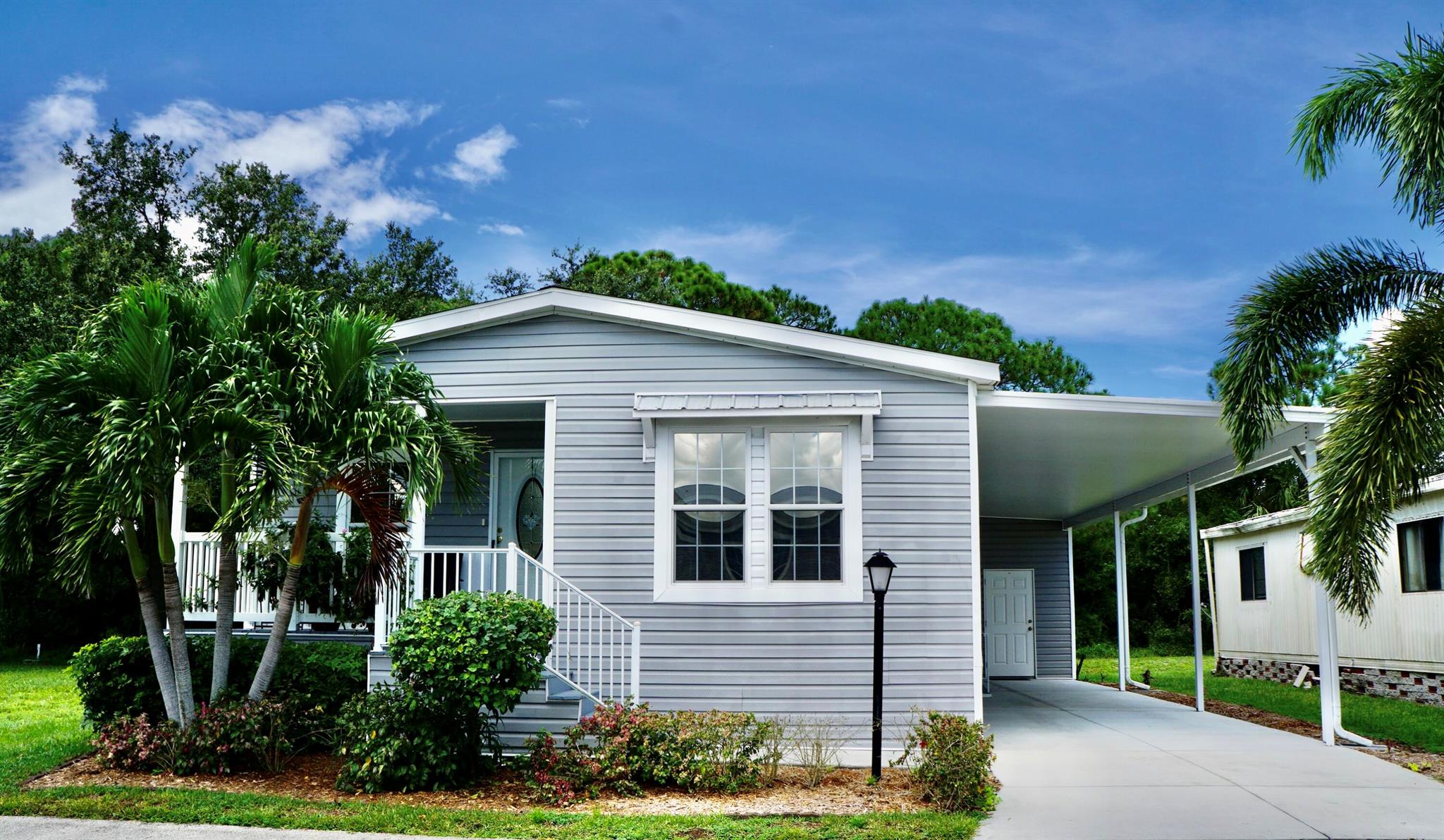 Homes for sale in Vero Beach, FL | 1114 Friendship Dr, Vero Beach, FL 32966 | MLS# R11121266