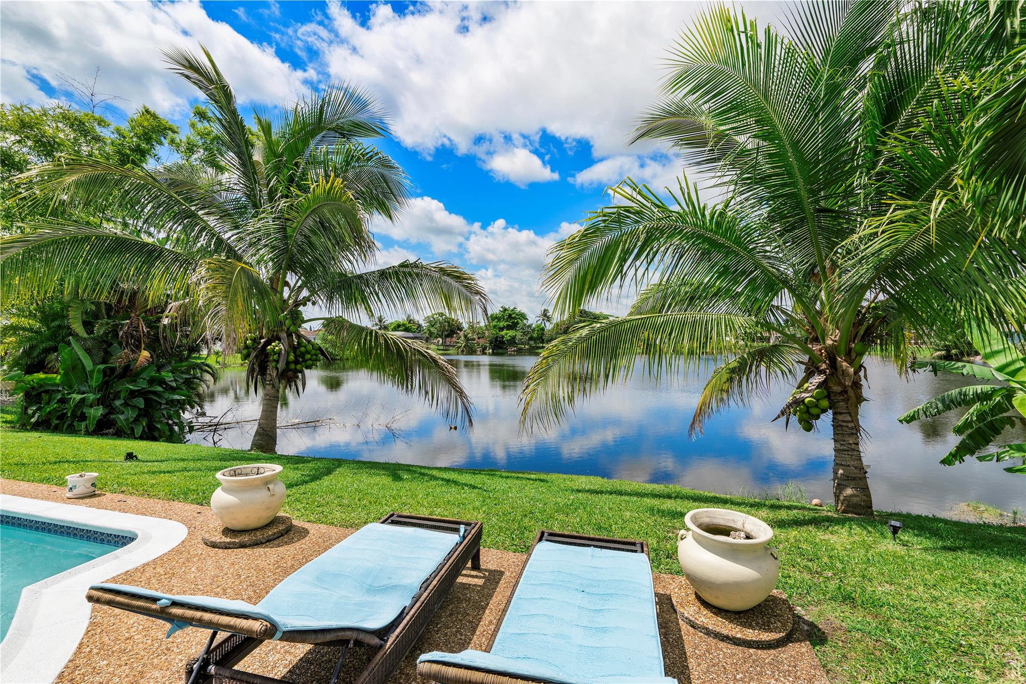 7940 Nw 8th St Margate FL 33063 | F10525048