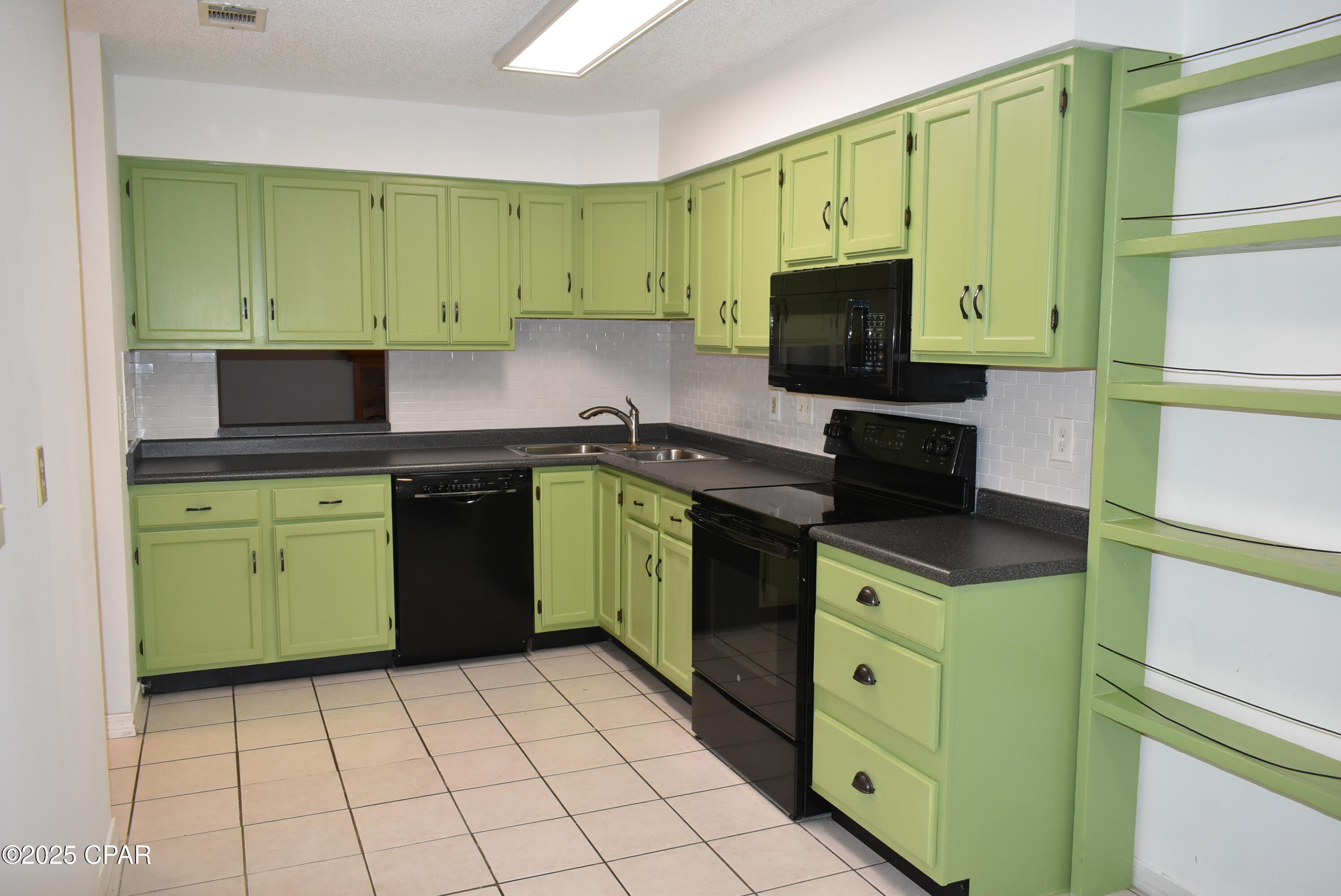 Image 3 For 4043 Woodville Lane