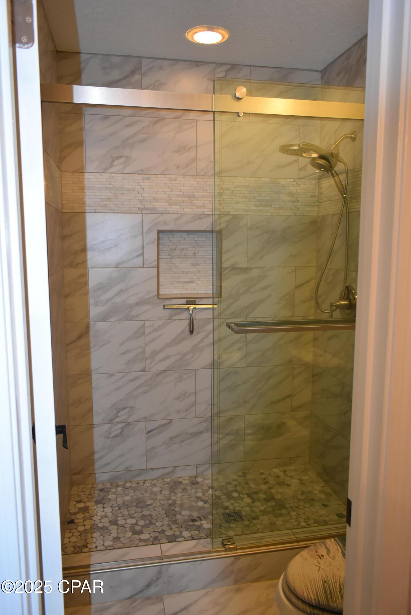 Image 8 For 4043 Woodville Lane